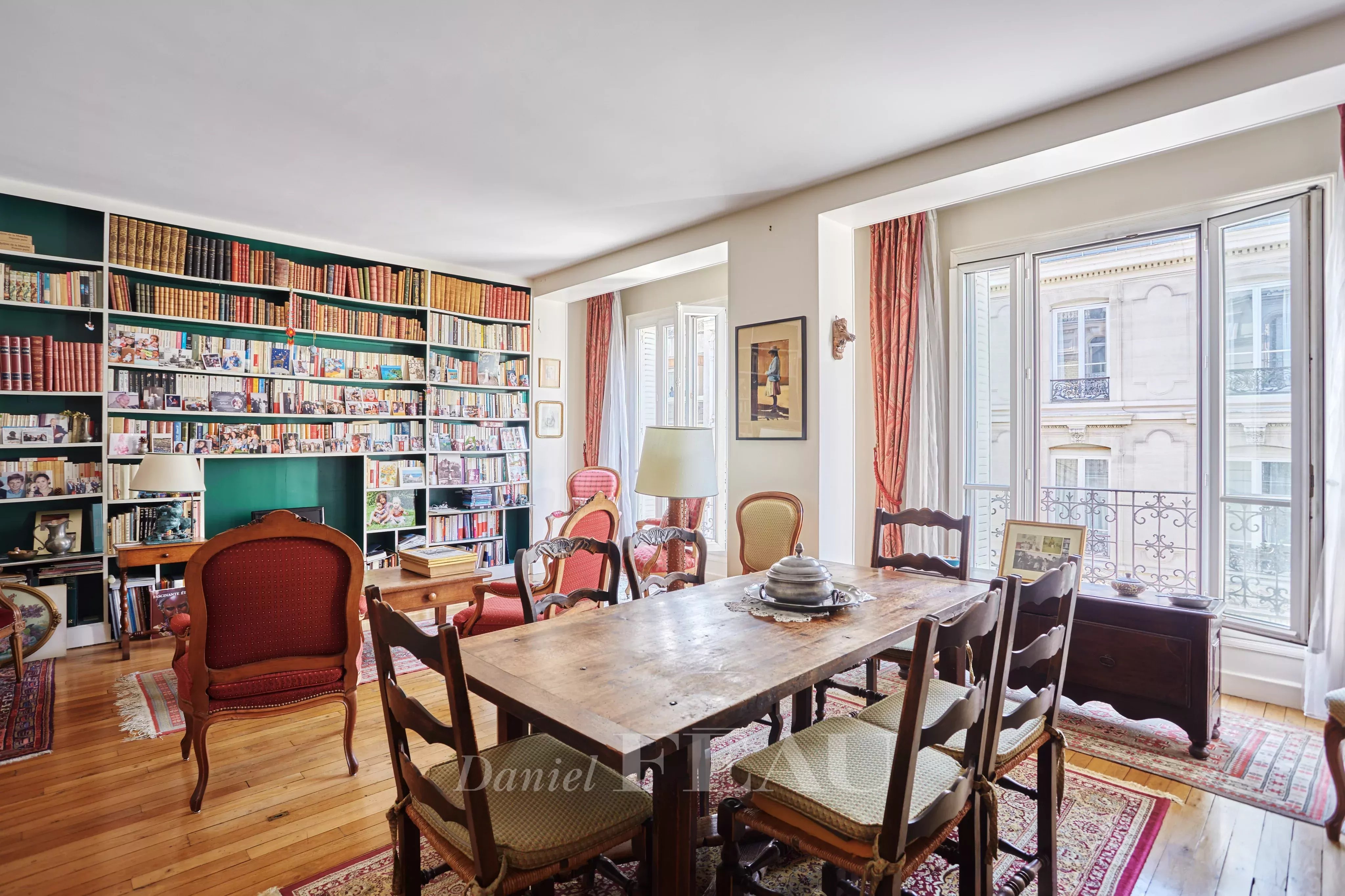 Sale Apartment Paris 16th