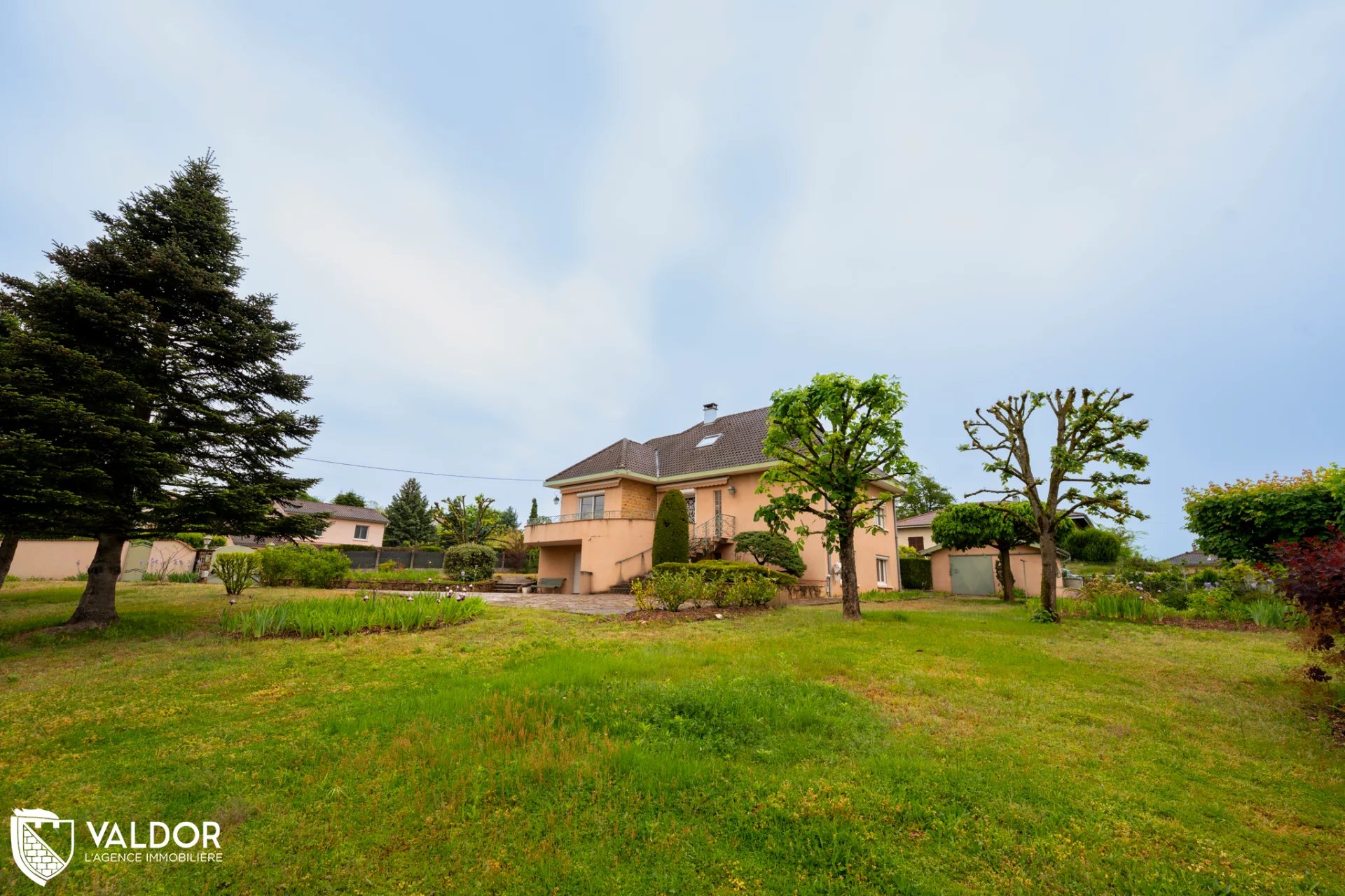 Maison spacieuse à Amareins, 7 chambres (200m²)