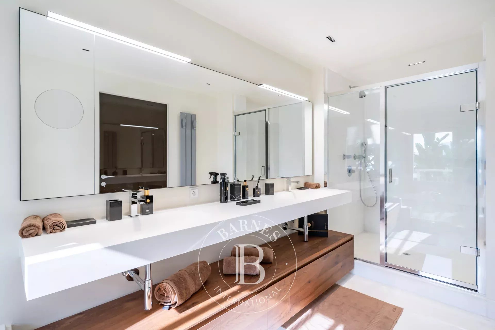 SAINT-JEAN-CAP-FERRAT - VILLA RENOVÉE A NEUF - PROCHE DU GRAND HÔTEL - picture 30
