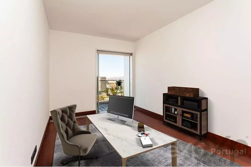 Fantastic 4-bedroom apartment in the Sky Restelo building 85506752 image 8