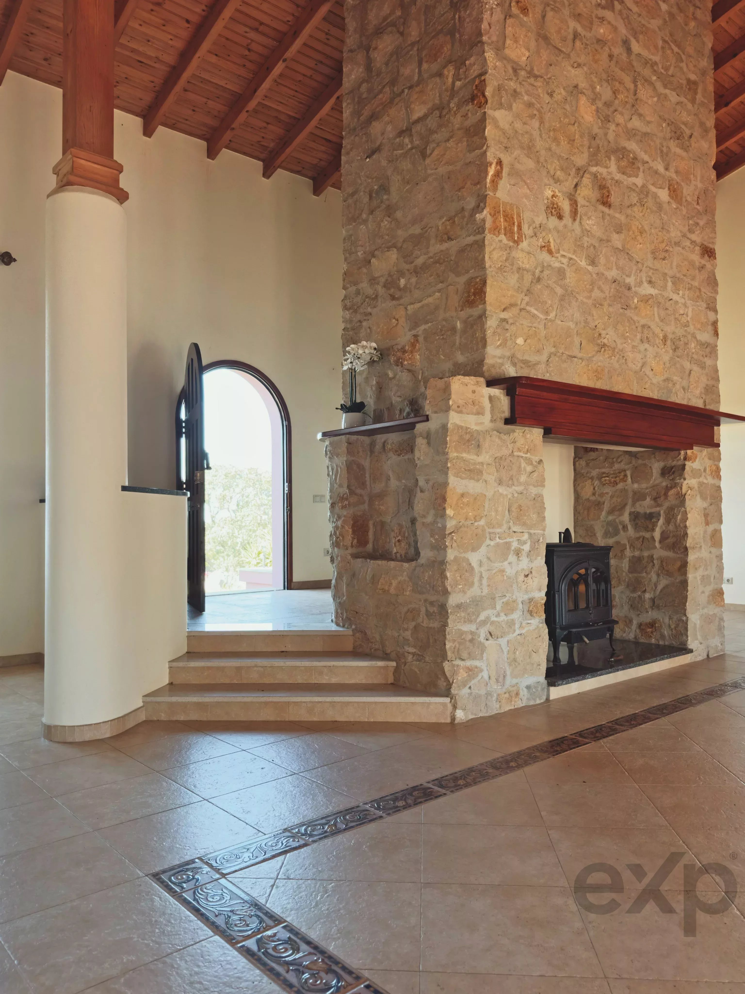 Four Bedroom Estate with Private Pool & 5+ Hectares in Ourique, Beja District, Alentejo 86933567 image 4