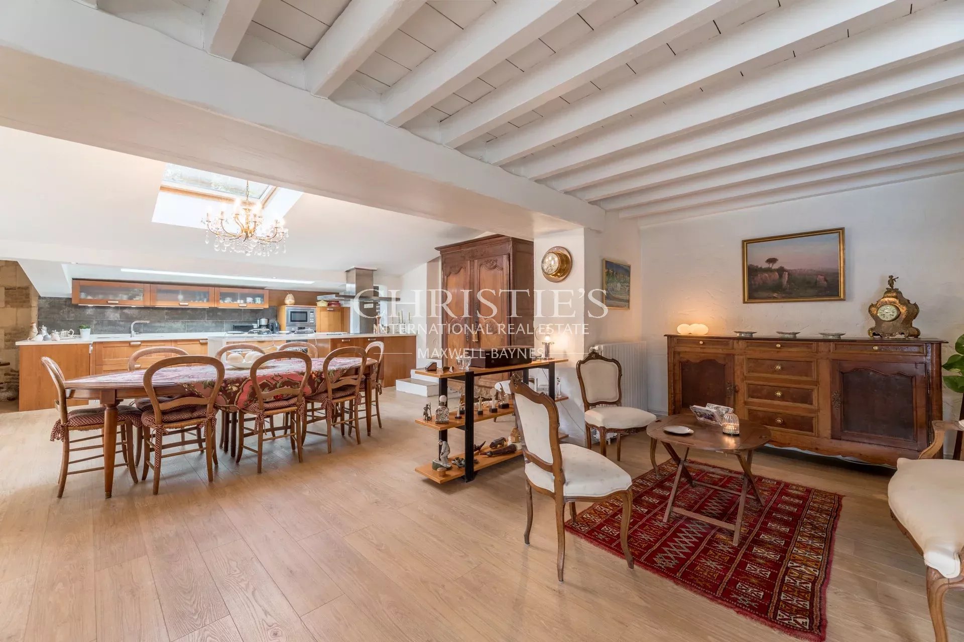 5 Bedroom Villa/Townhouse's Image 15