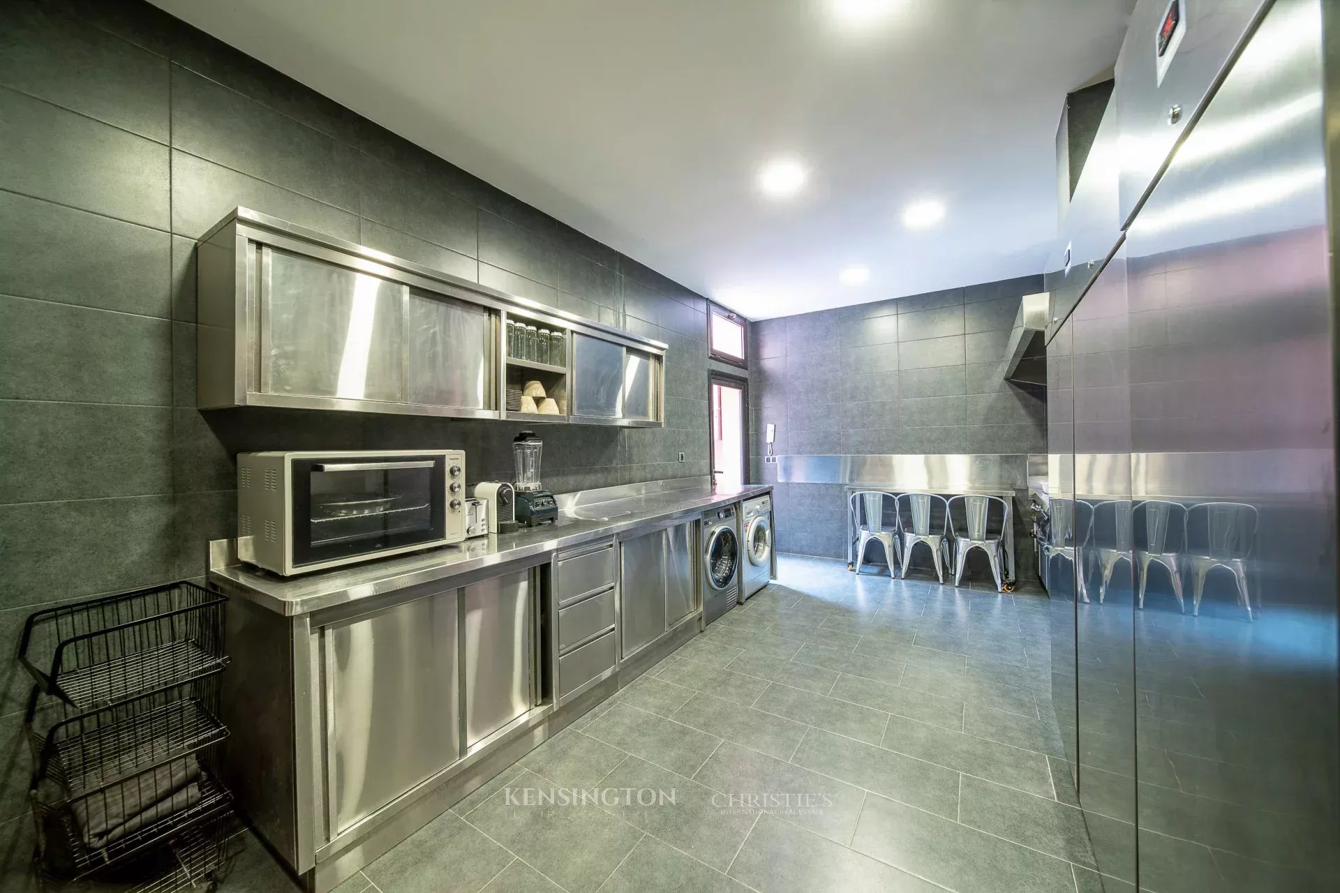 5 Bedroom Villa/Townhouse's Image 41