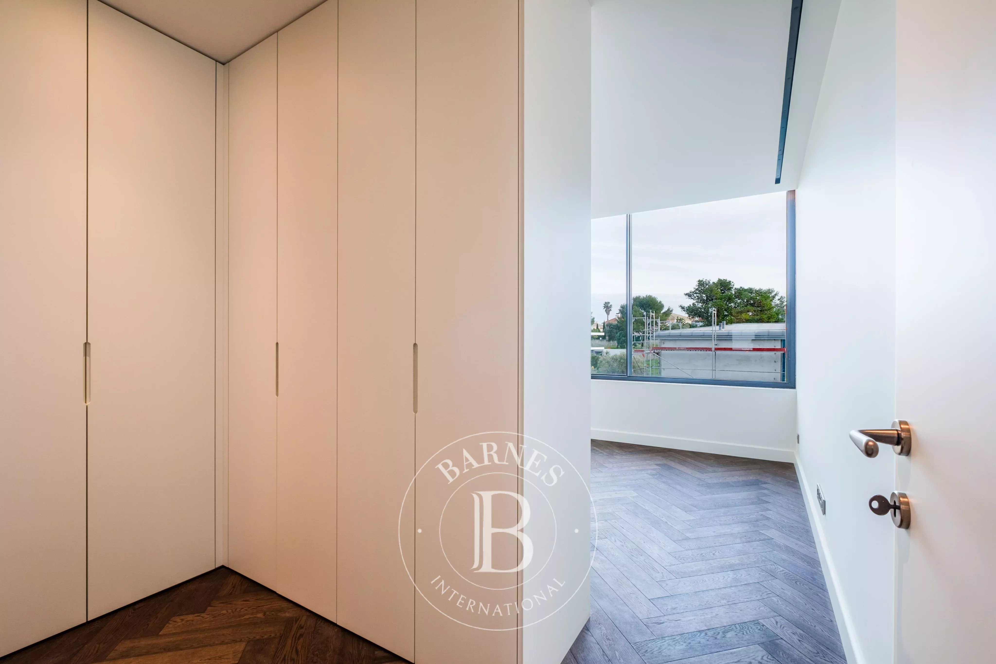 Contemporary villa in Cascais