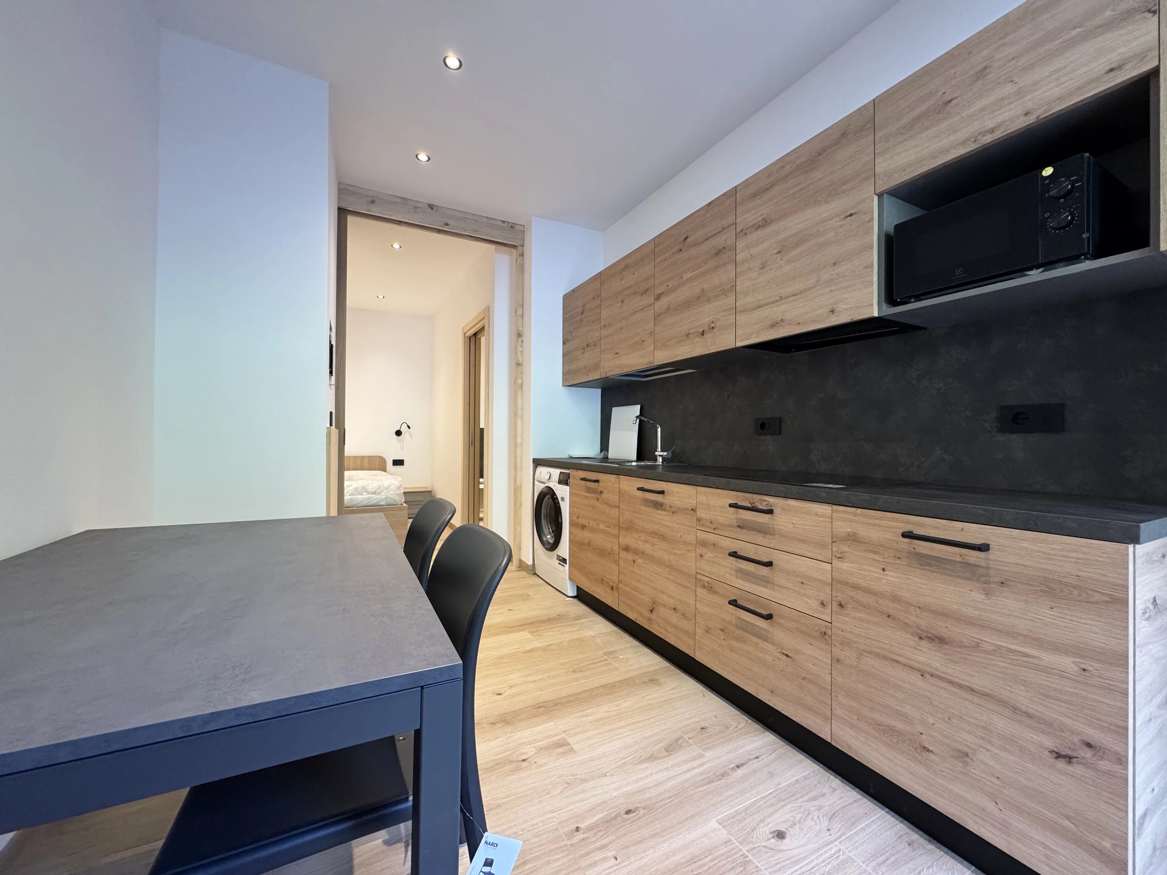 NEW STUDIO APARTMENT WITH PARKING SPACE — photo 17