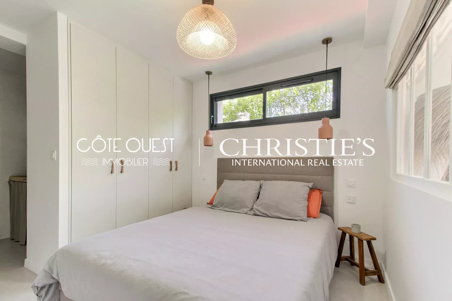3 Bedroom Villa/Townhouse's Image 13