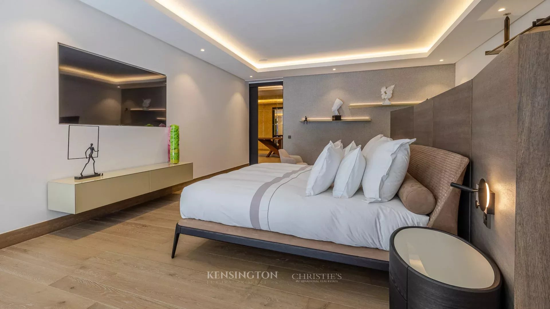 4 Bedroom Villa/Townhouse's Image 59