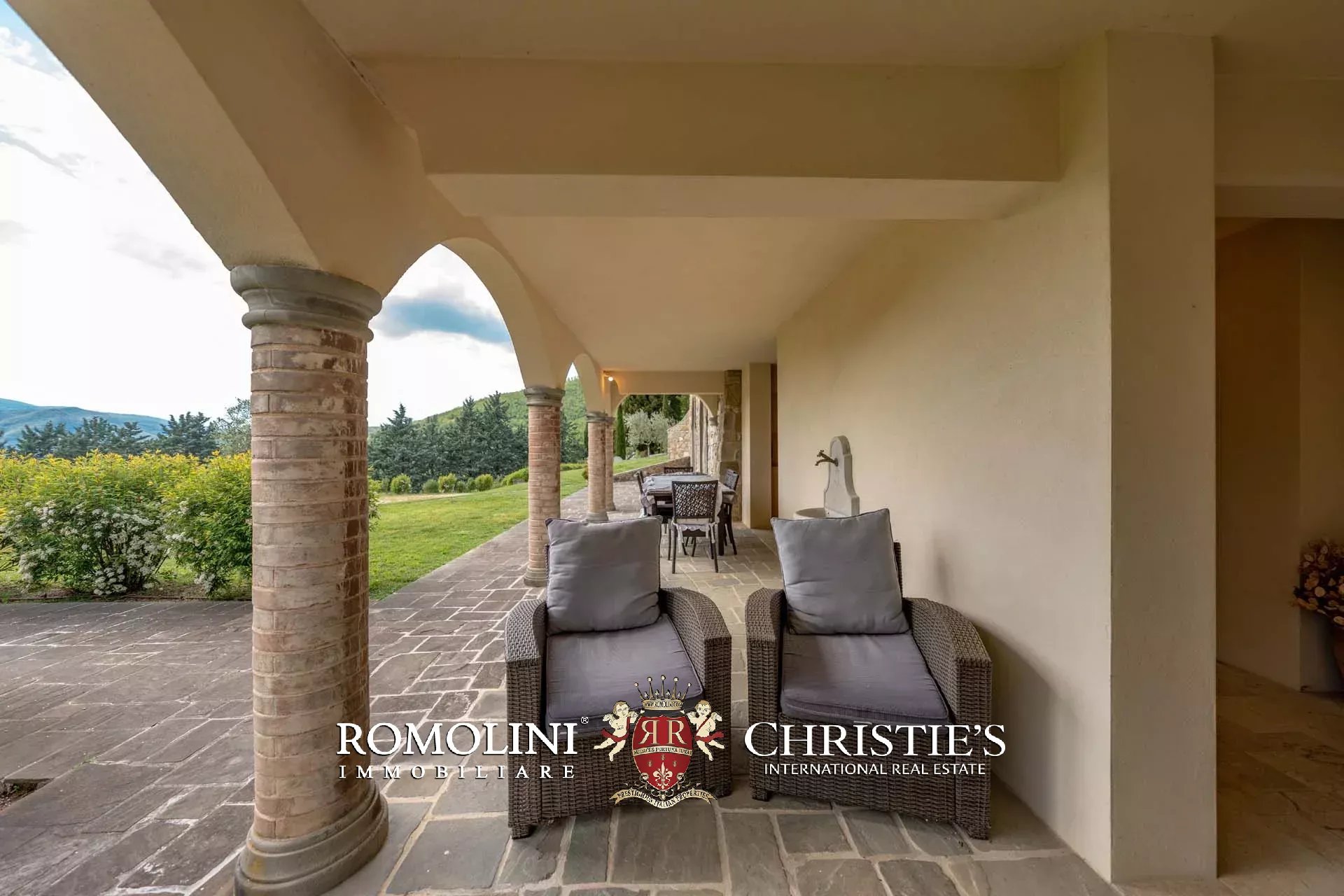 10 Bedroom Villa/Townhouse's Image 118