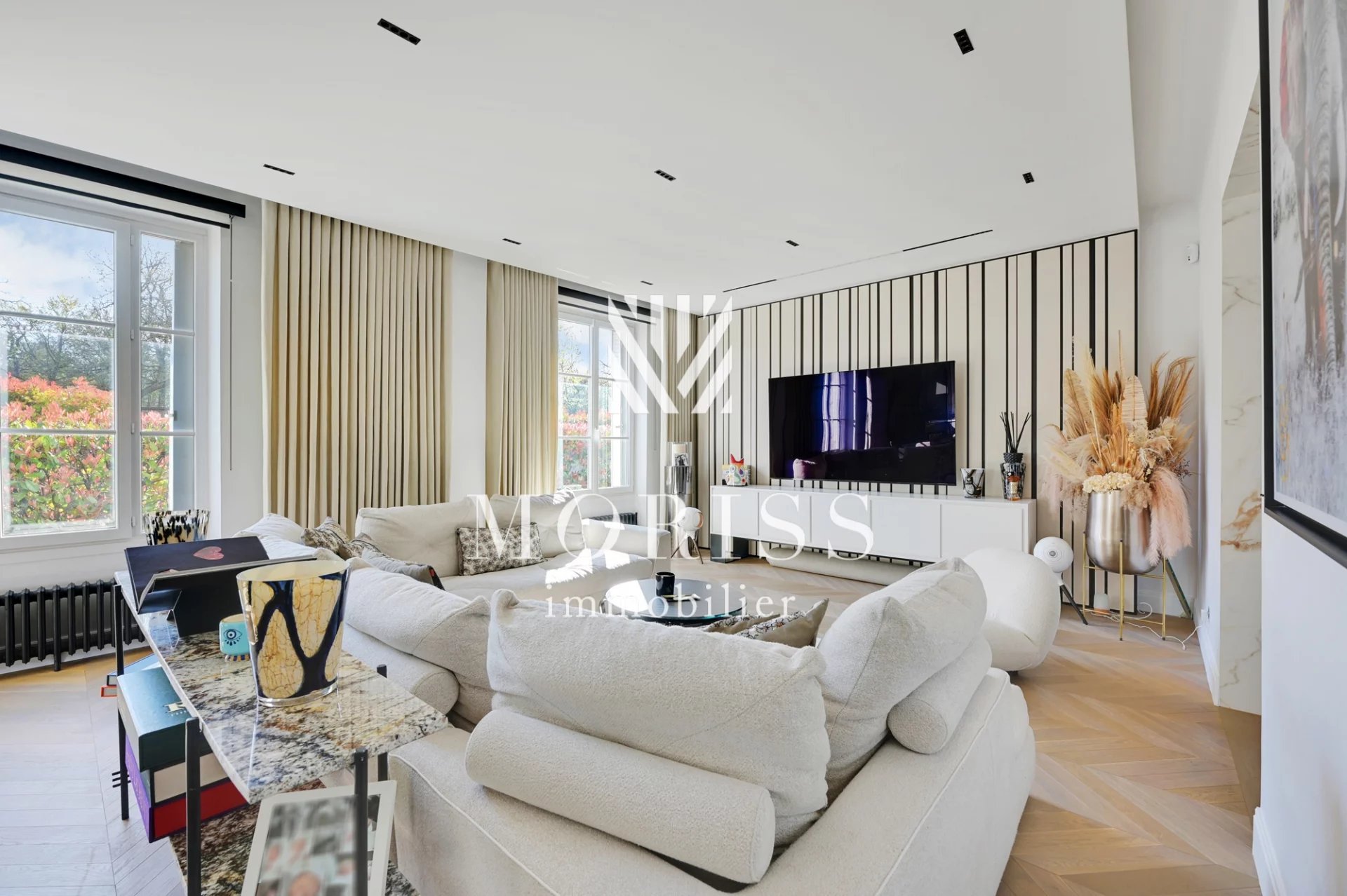 Saint-Mandé Appartement de 5 pièces de 205 m2 - Image Array