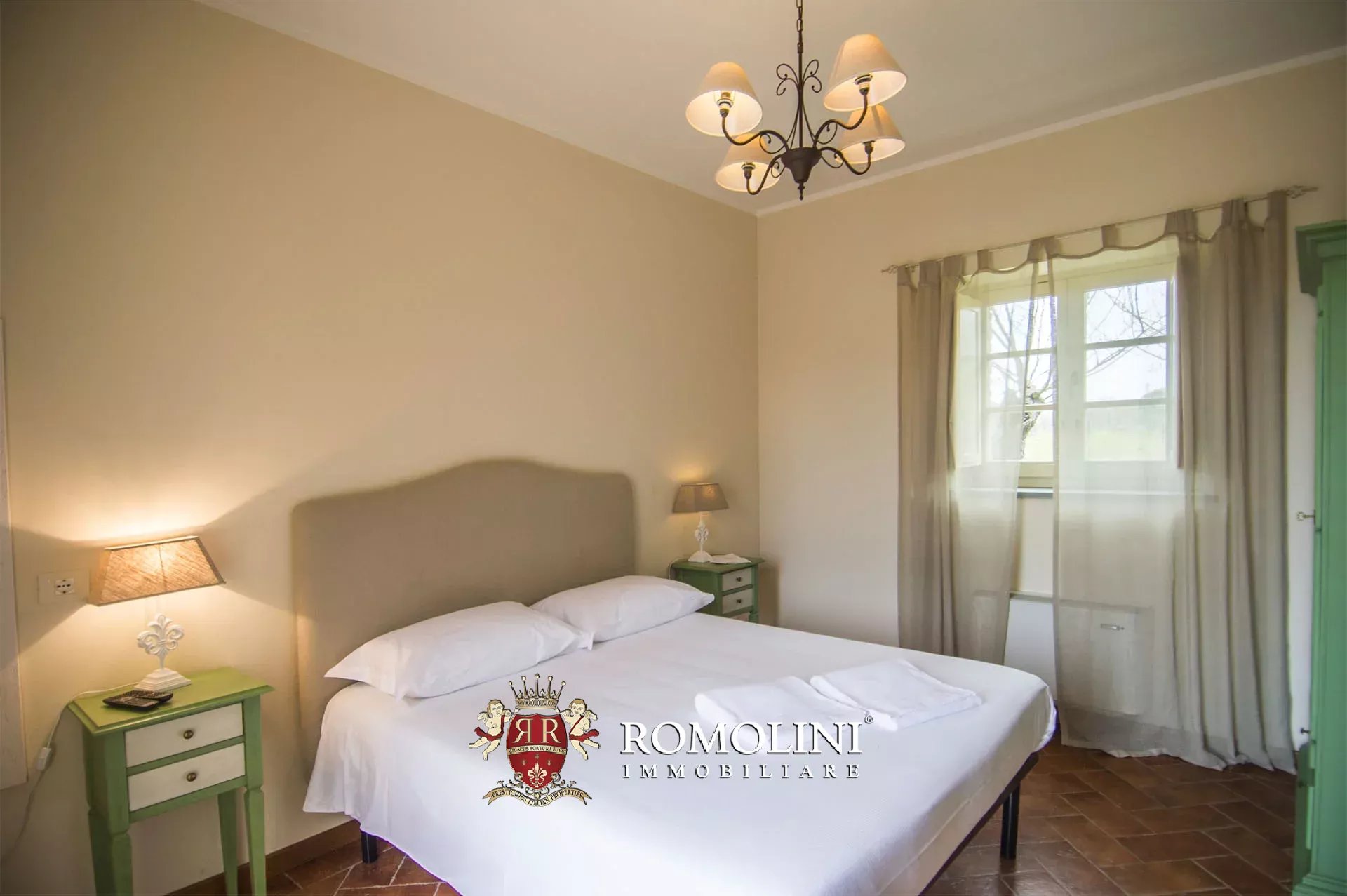 9 Bedroom Villa/Townhouse's Image 23