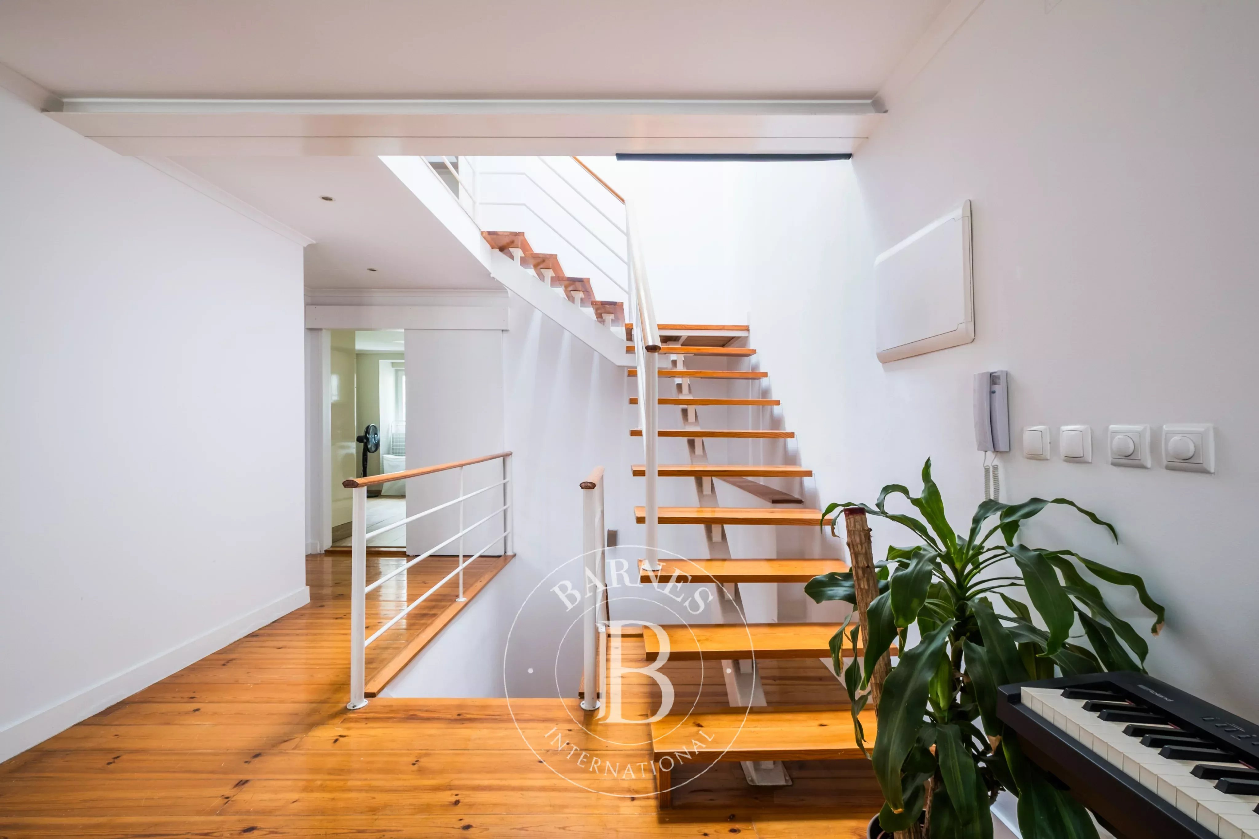 Duplex muito central