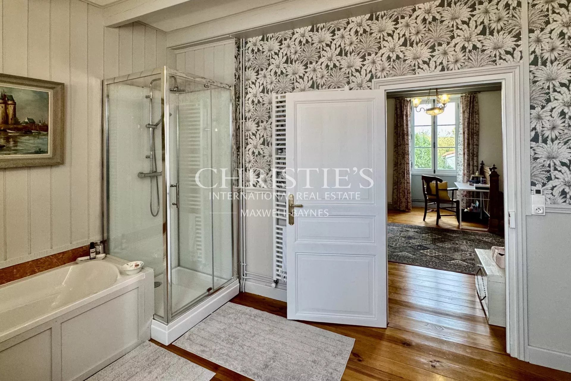 6 Bedroom Villa/Townhouse's Image 27