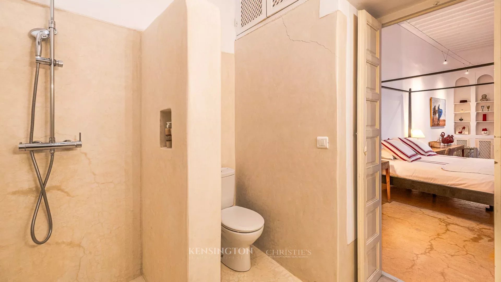 5 Bedroom Villa/Townhouse's Image 19