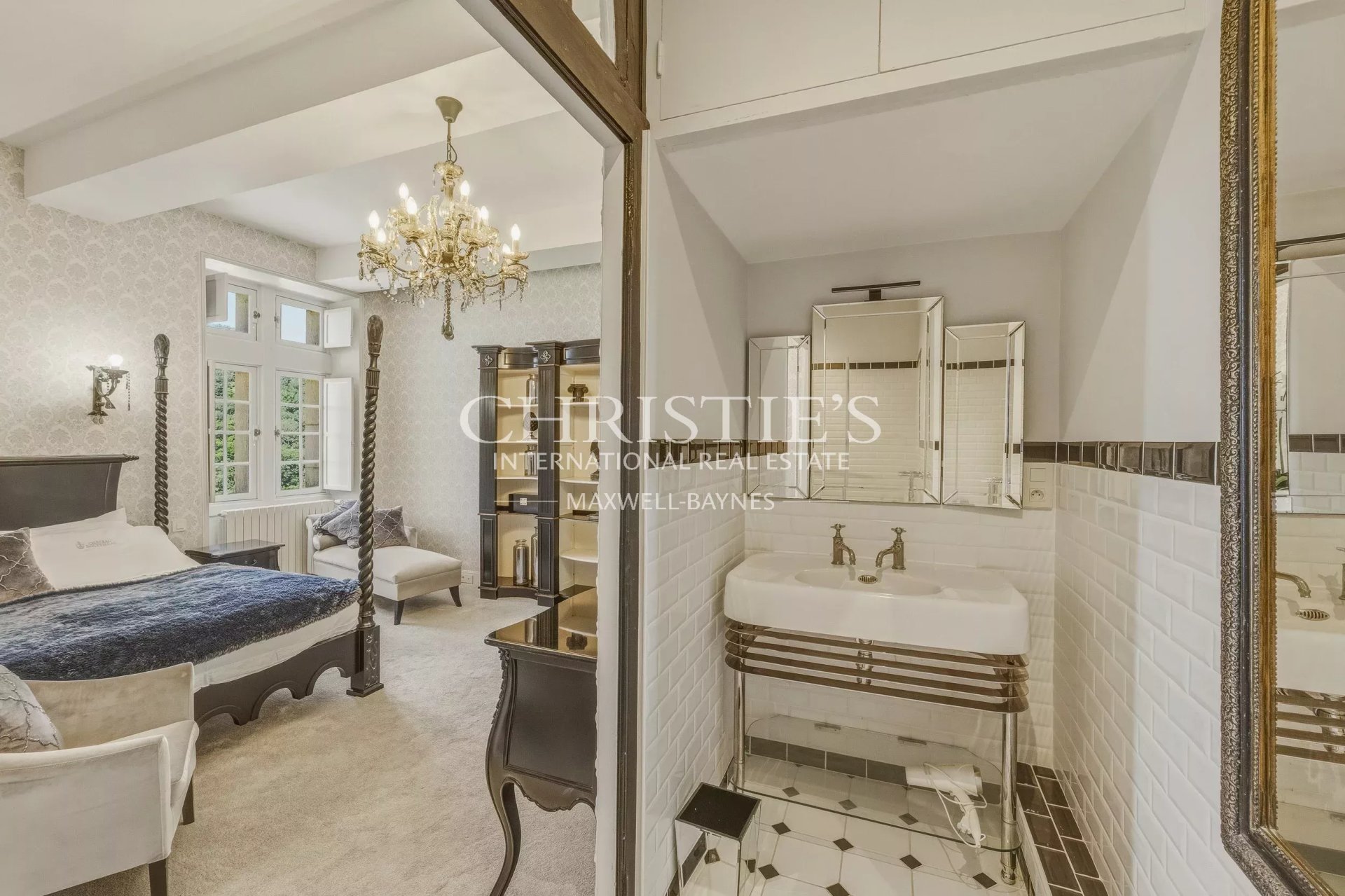 17 Bedroom Chateau's Image 19