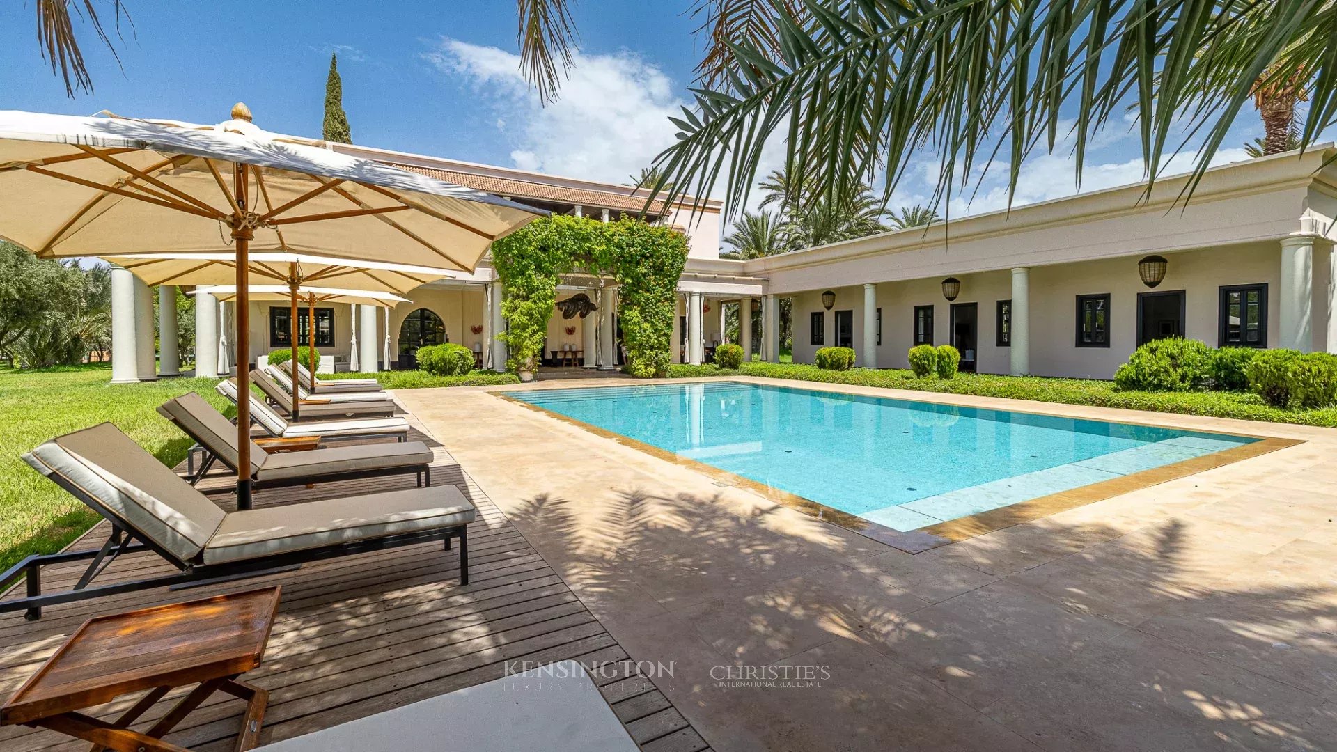 6 Bedroom Villa/Townhouse's Image 96