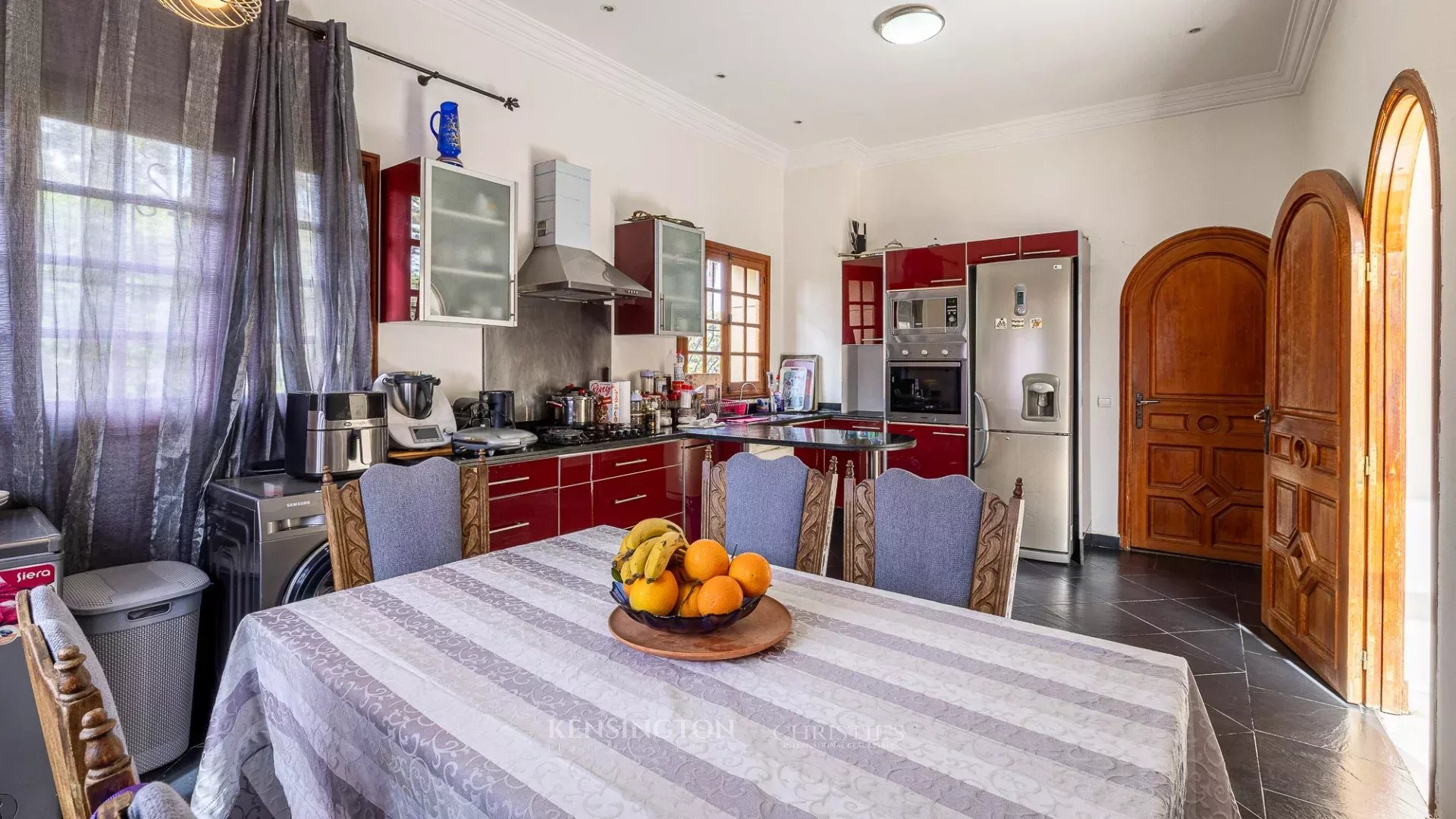 9 Bedroom Villa/Townhouse's Image 14