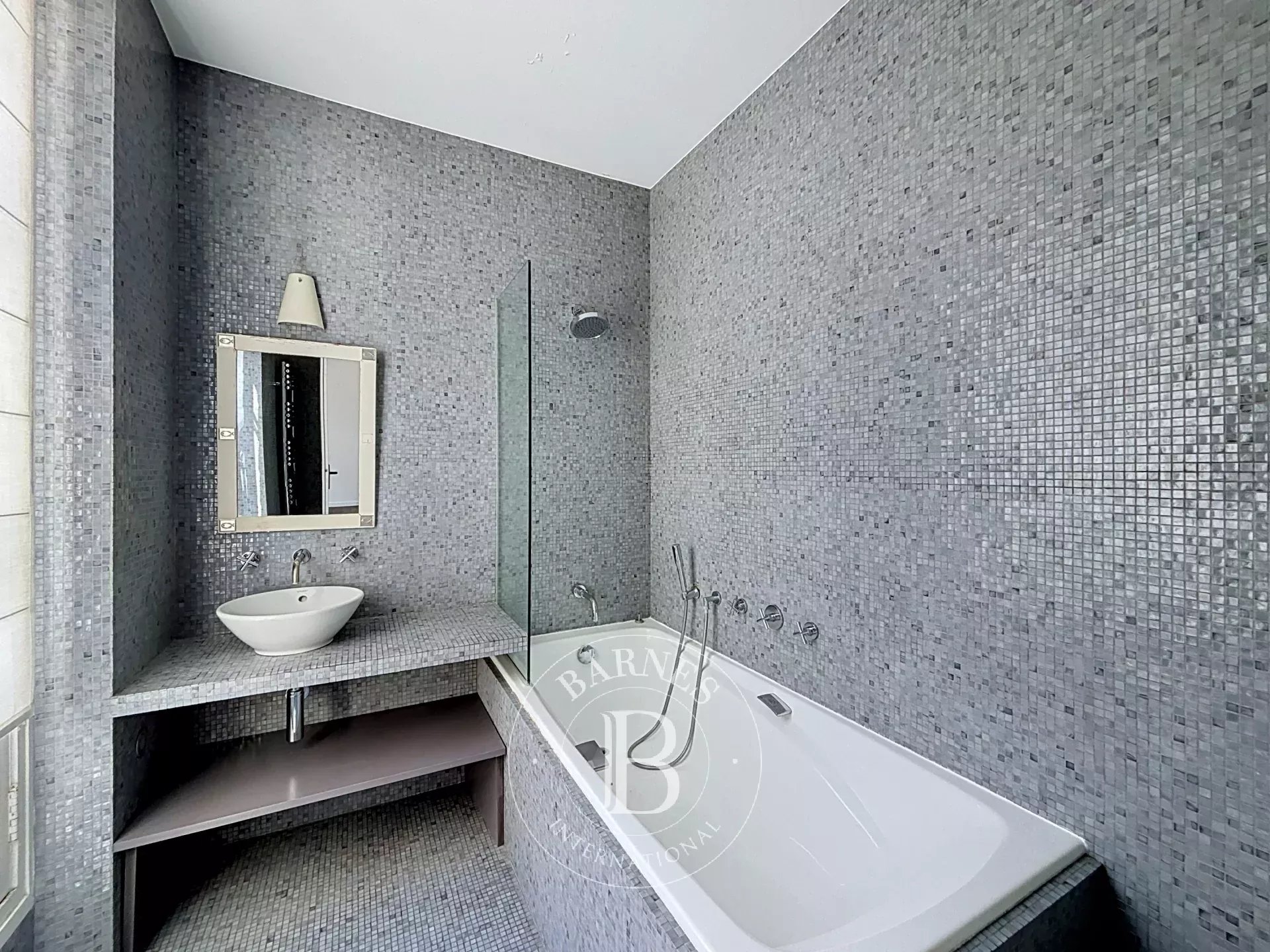 Paris  - Apartment 3 Bedrooms - picture 11