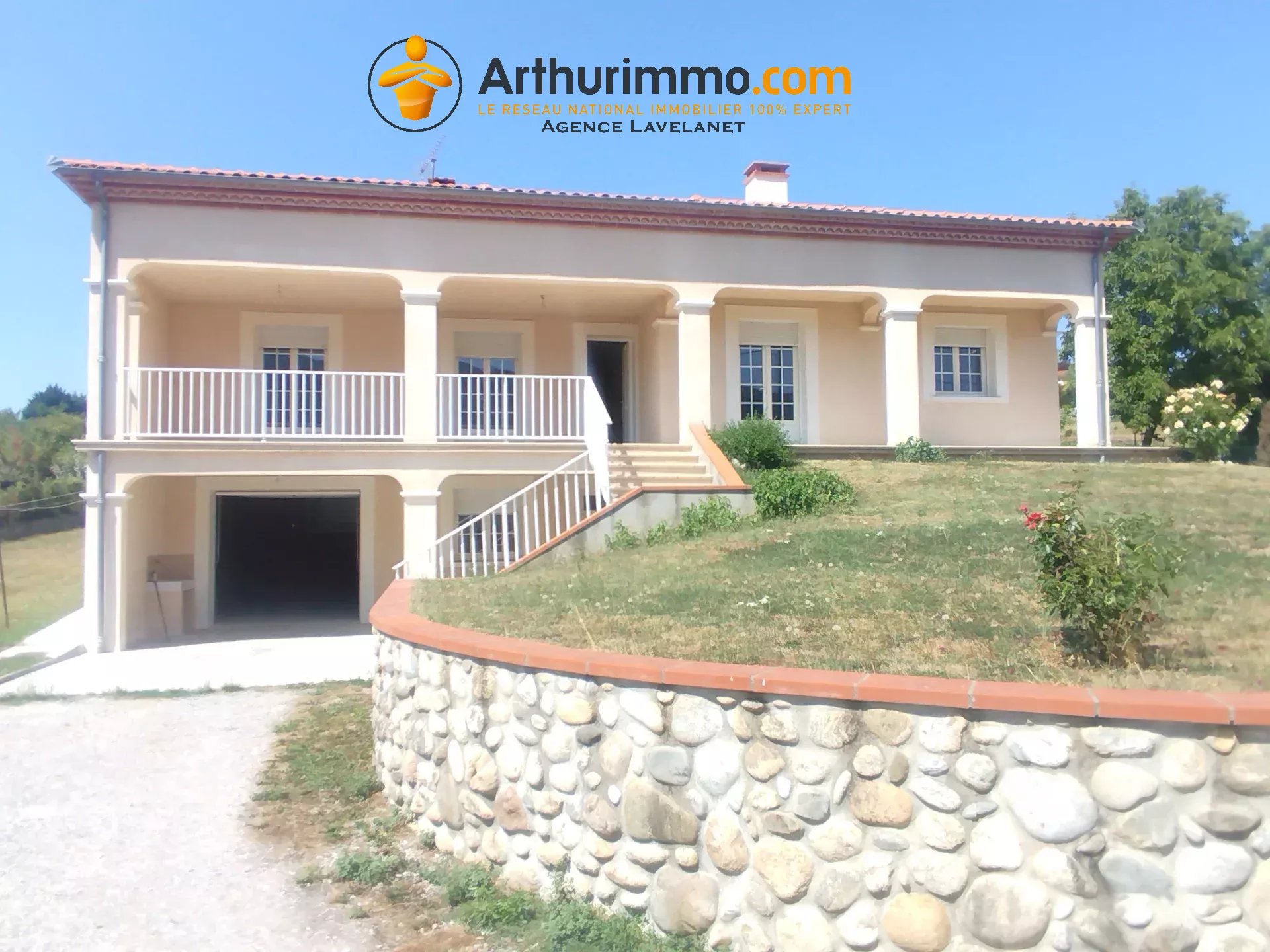 Agence immobilière de 