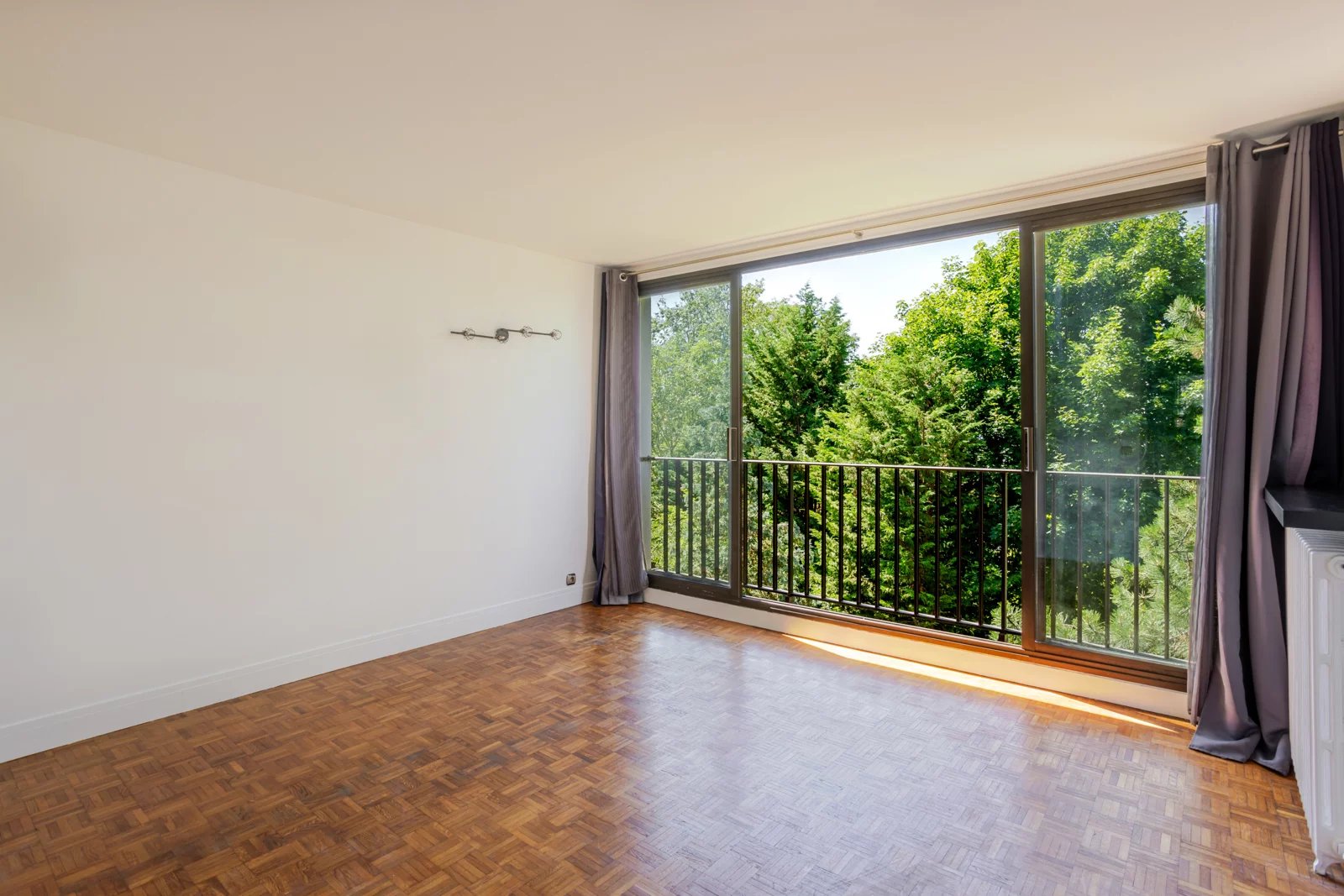 Appartement 2 pièces en dernier étage avec vue verdure