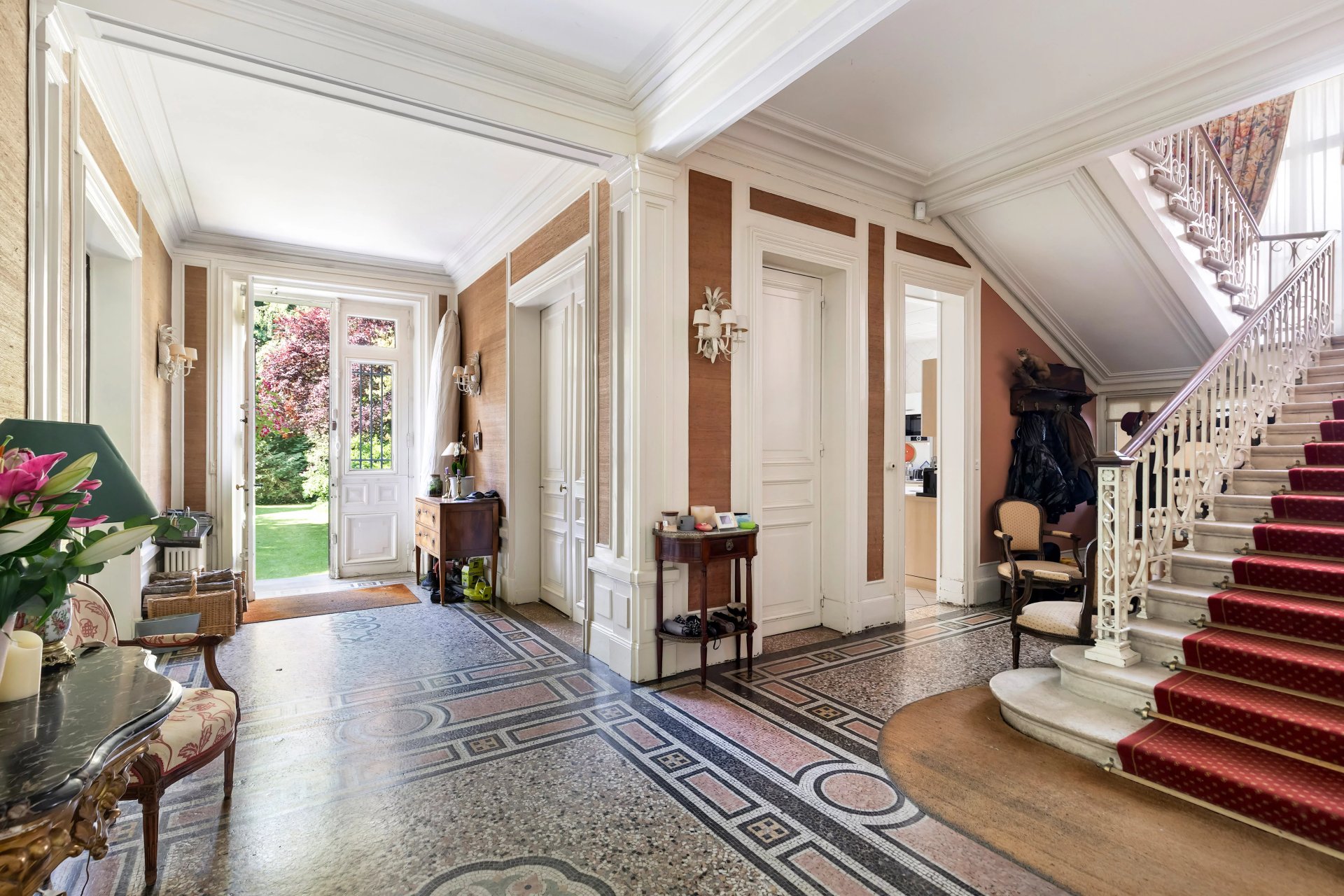 9 Bedroom Villa/Townhouse's Image 5