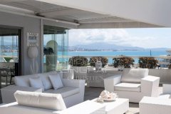 Sea view — photo 1 of 7