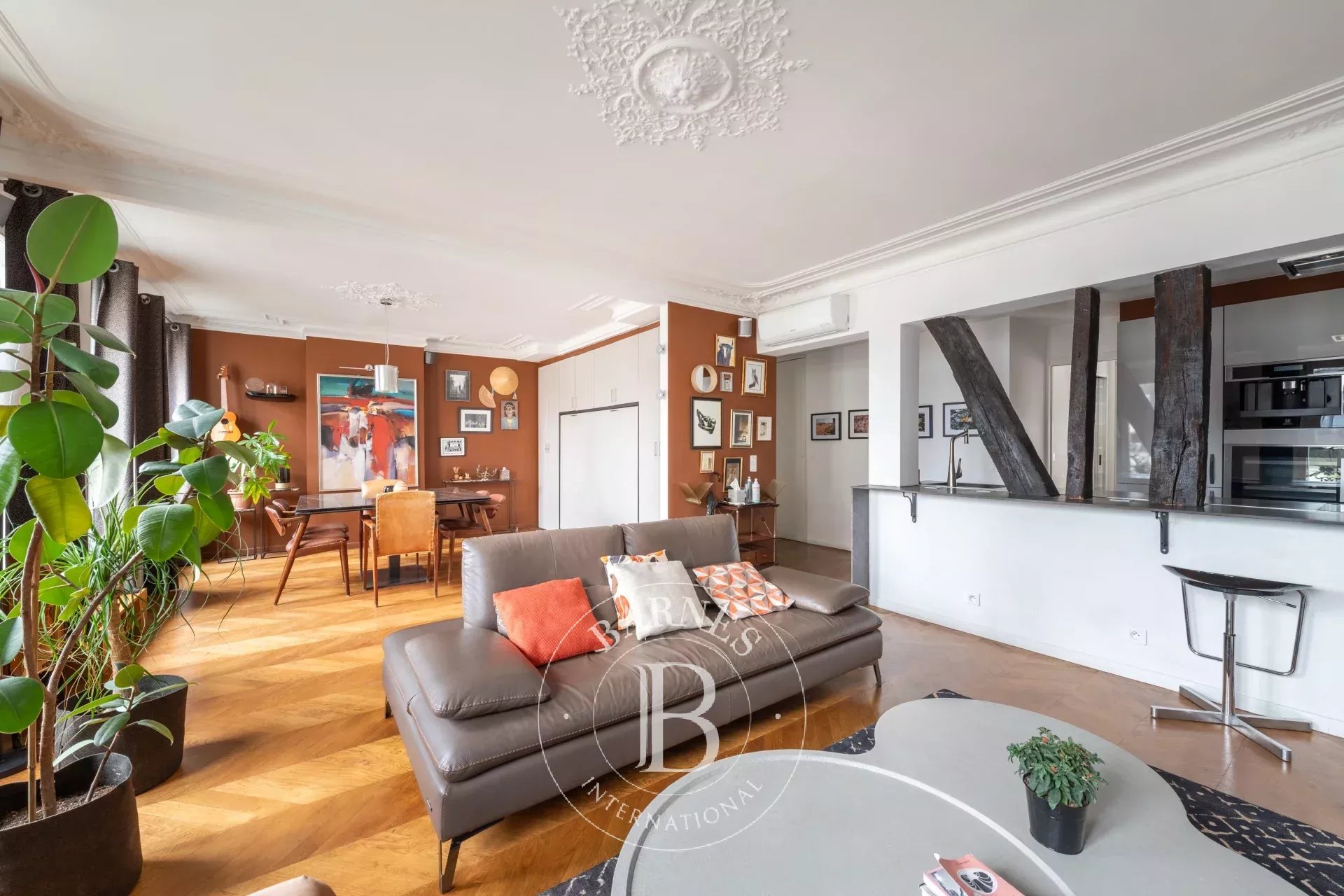 Daire Paris 4ème - picture 6