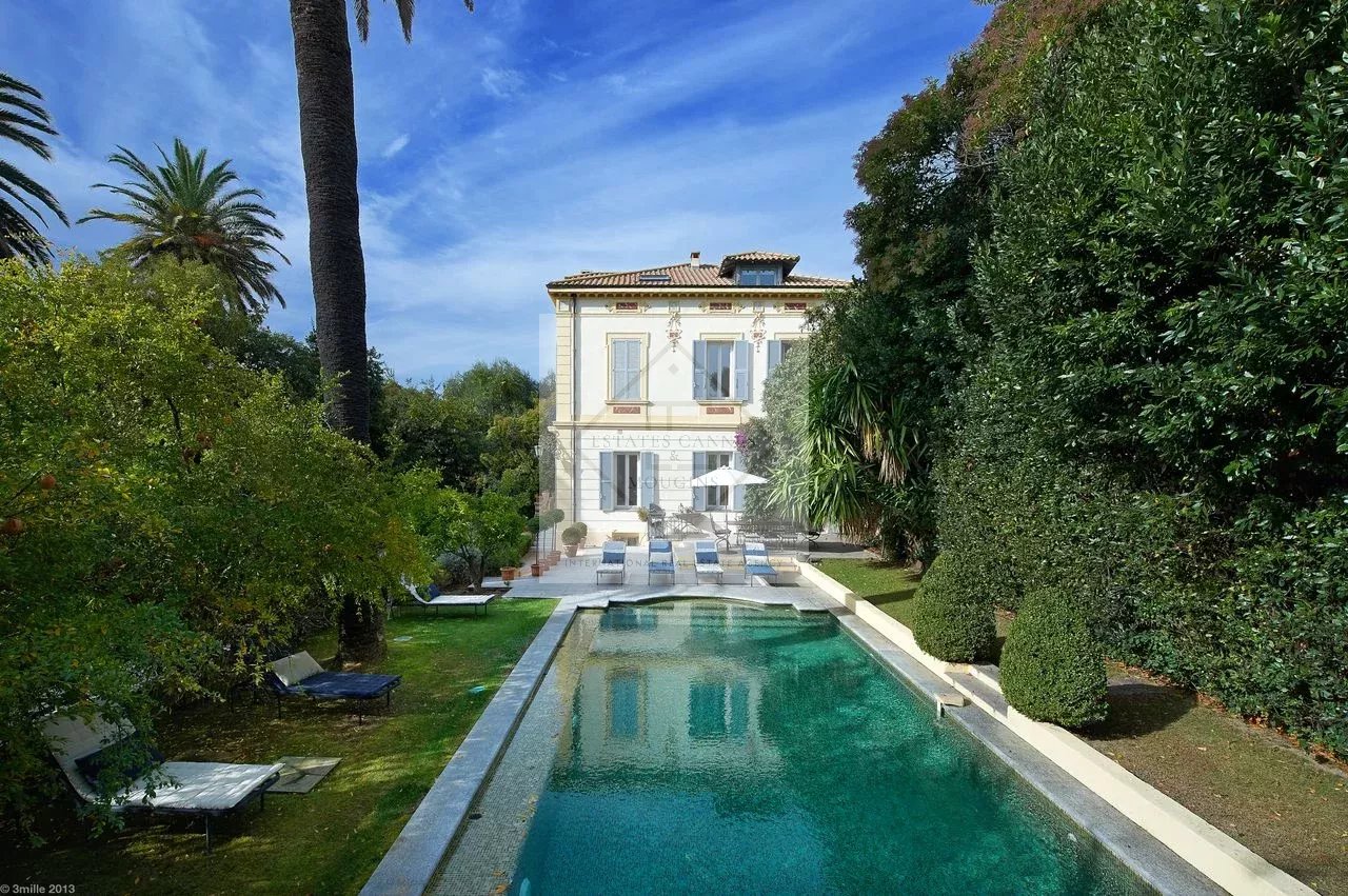 Villa Belle Époque à Louer — photo 22