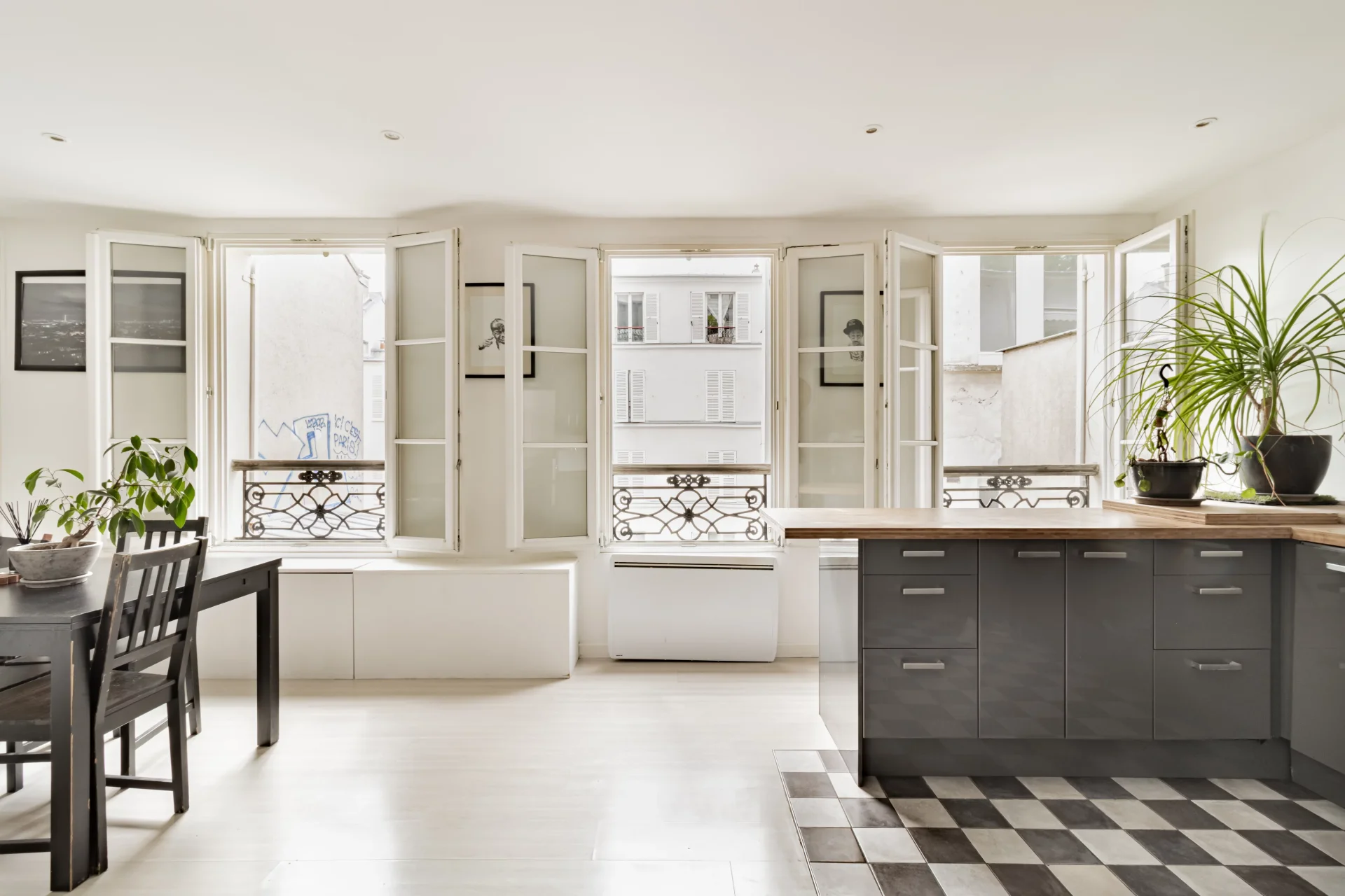 Paris 18e - HAUT MONTMARTRE / RUE BERTHE