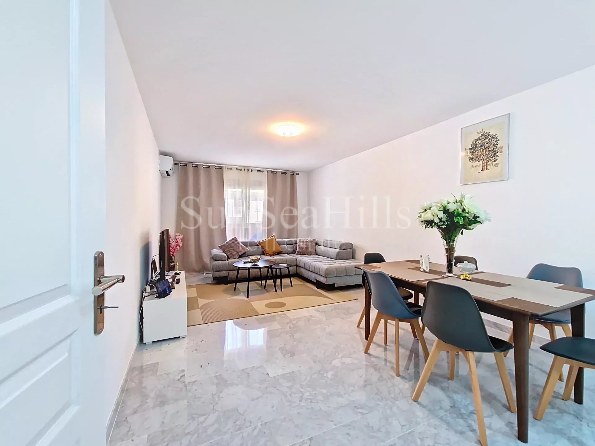 Agence immobilière de 