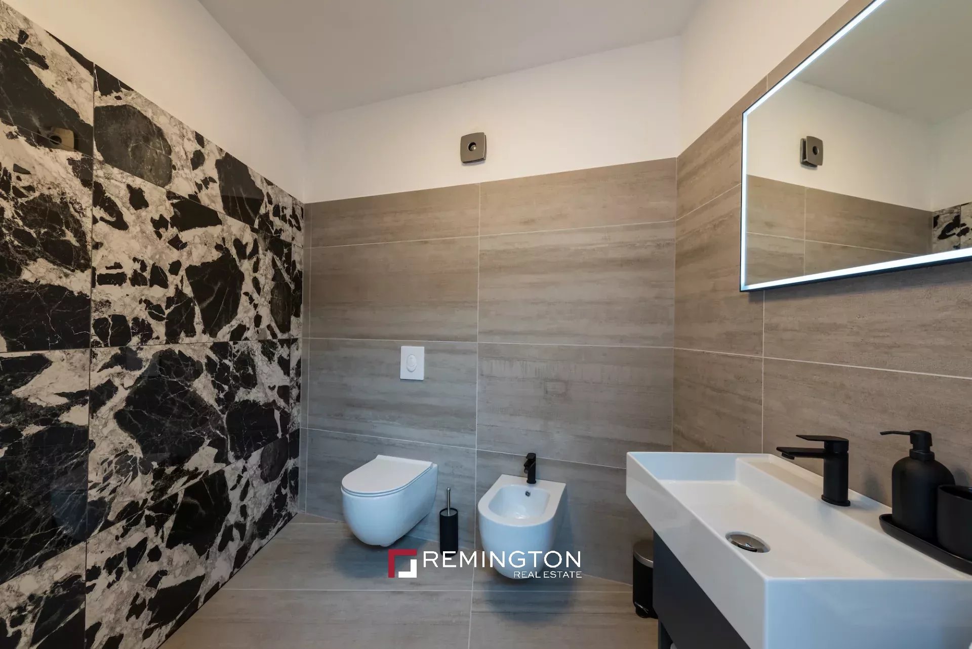 Villa/Townhouse's Image 6