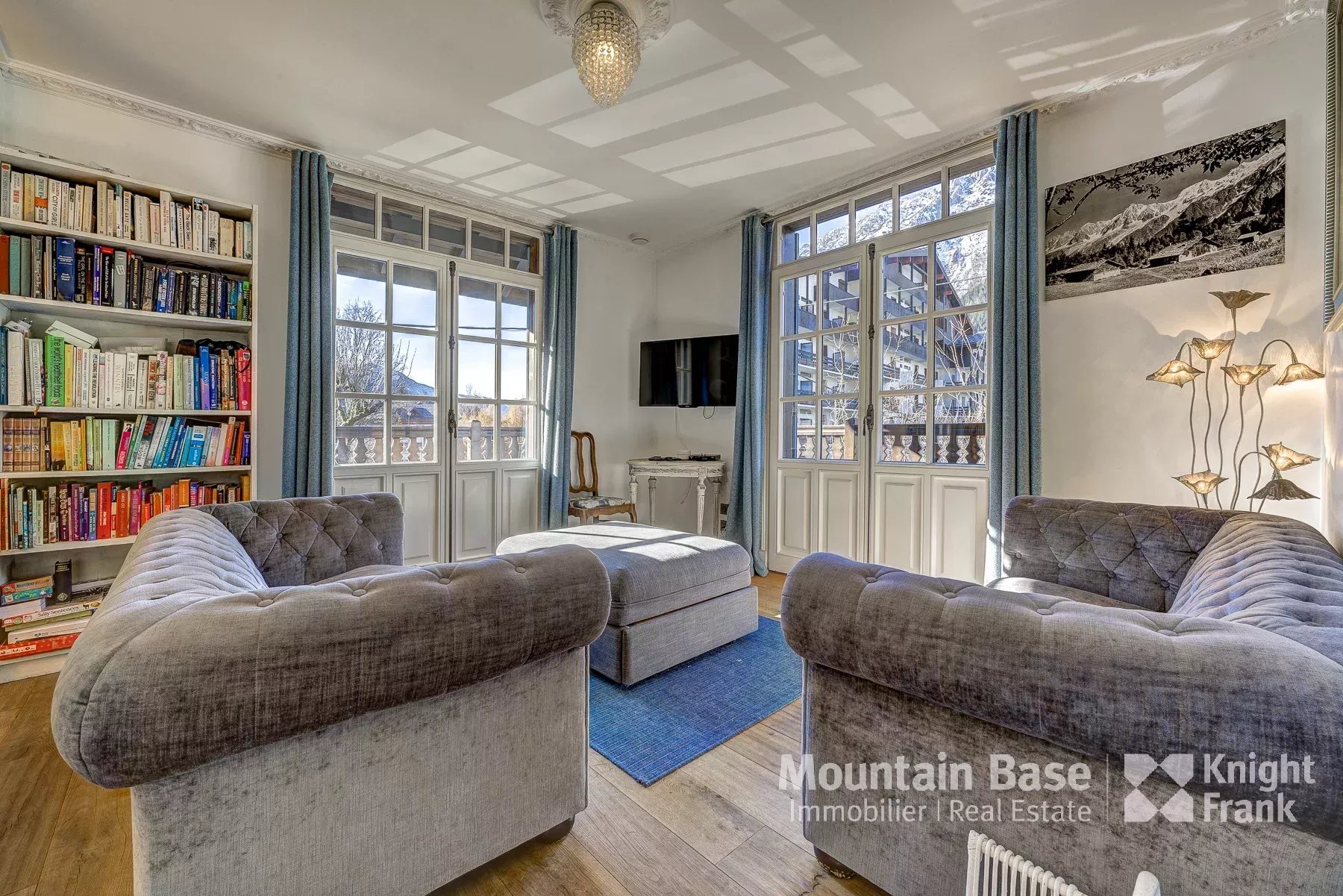 Photo of A beautifully renovated, 6-bedroom house in central Chamonix