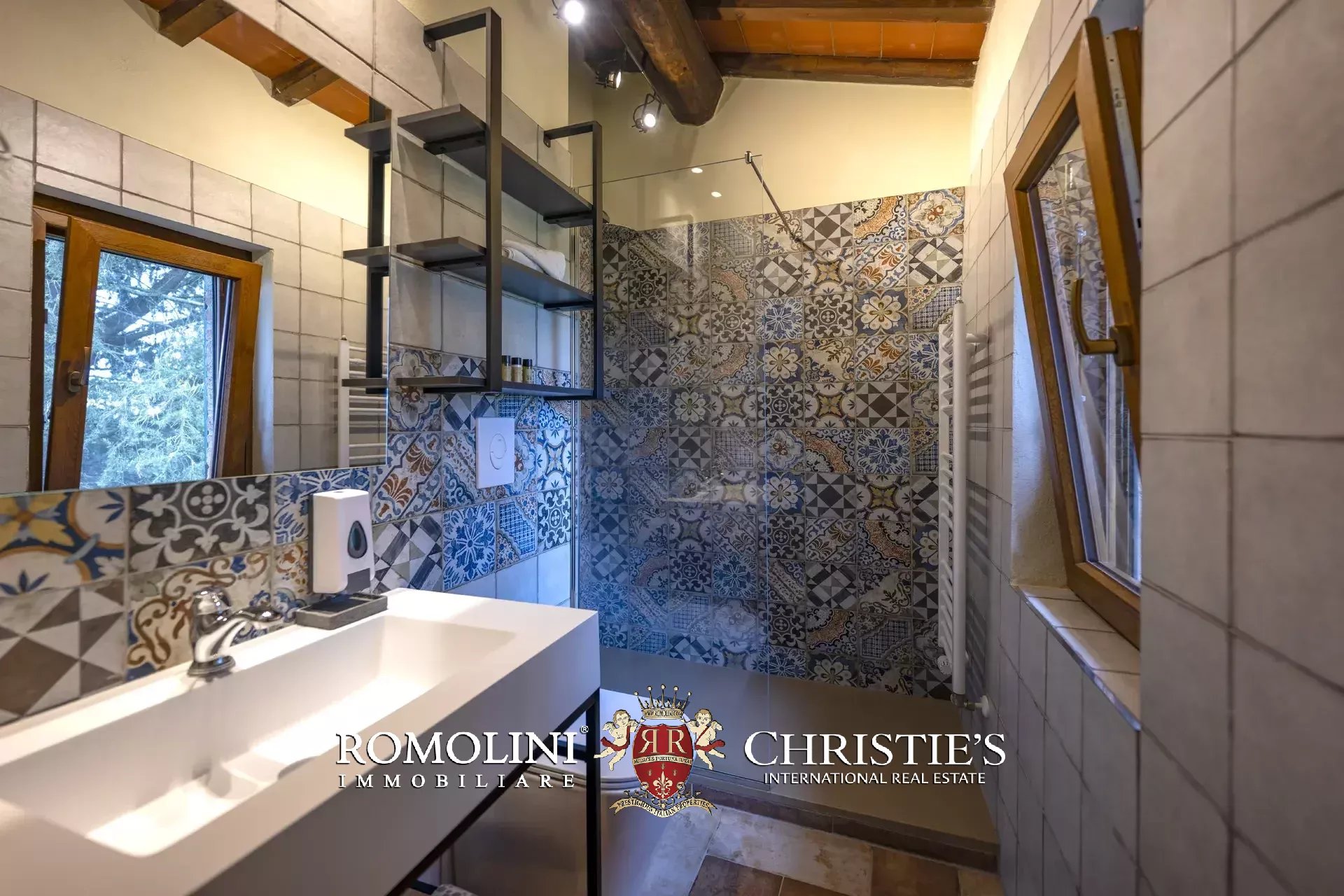 24 Bedroom Villa/Townhouse's Image 59