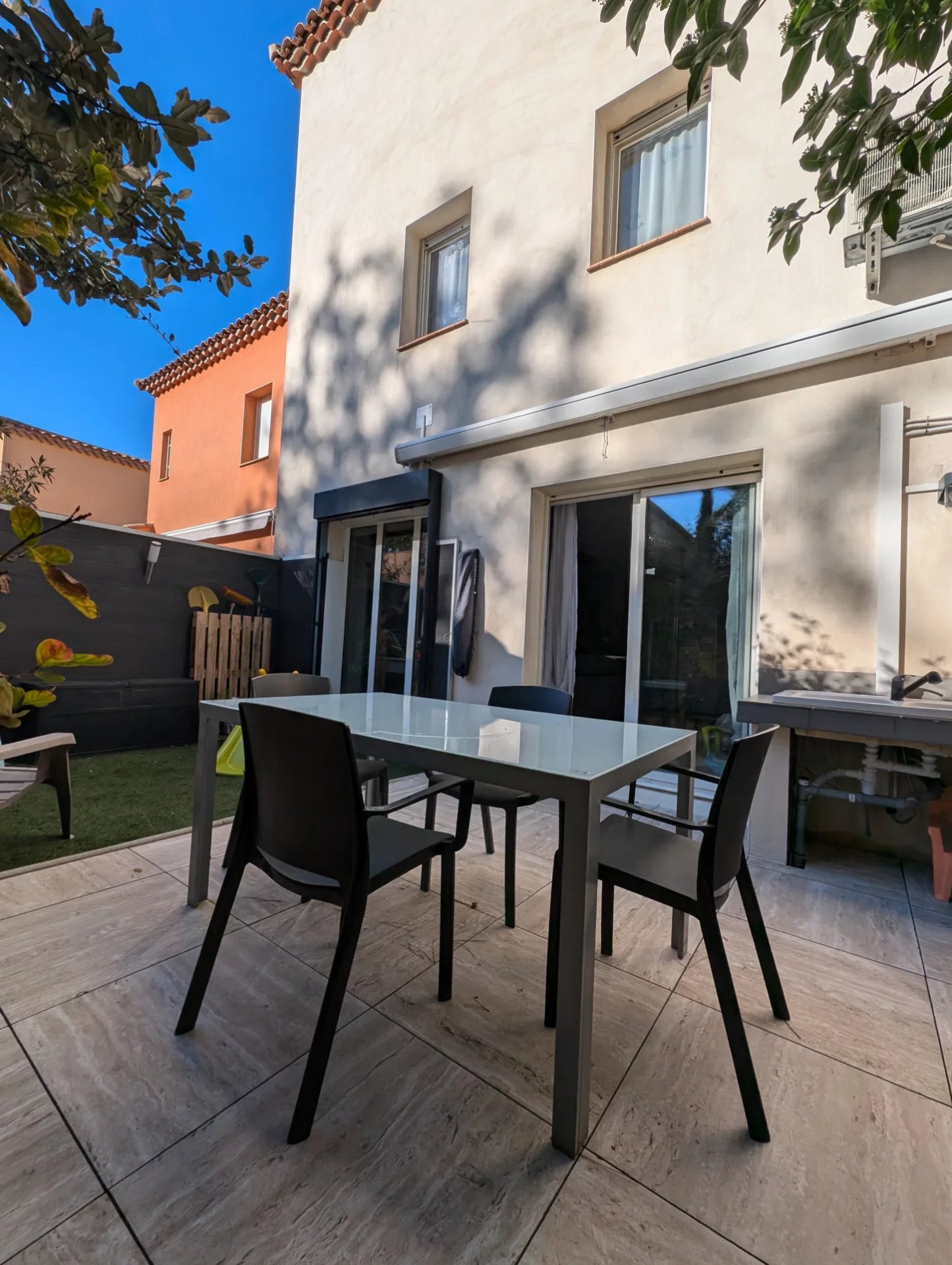 A VENDRE - BEZIERS - QUARTIER BONAVAL - VILLA 7 PIECES DE 14