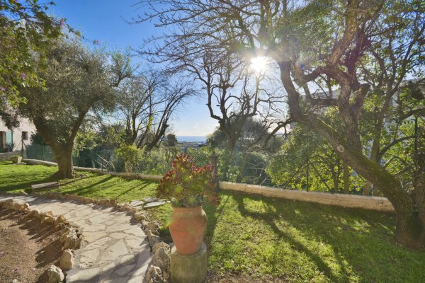 Villa for sale in Le Cannet Sea View Bastide with Garden and Pool — photo 7