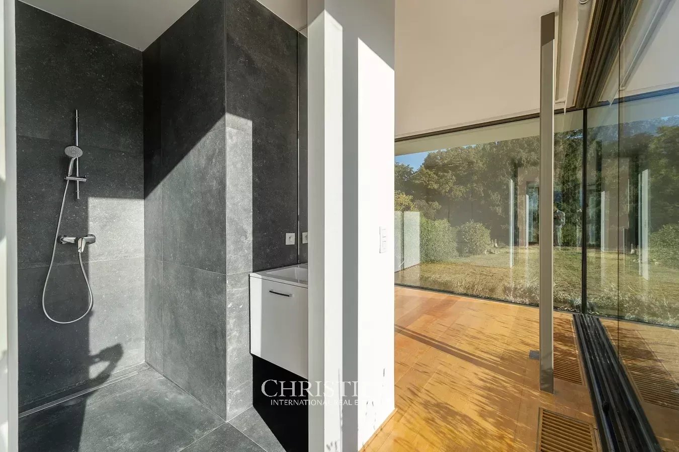 Linkebeek – Hedendaagse villa van architect Erpicum