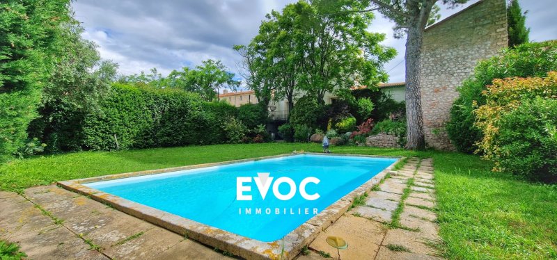 Photo 8 — Maison de maître XIXᵉ à vendre à Montbazin – 185 m², chai, piscine, jardin et dépendances