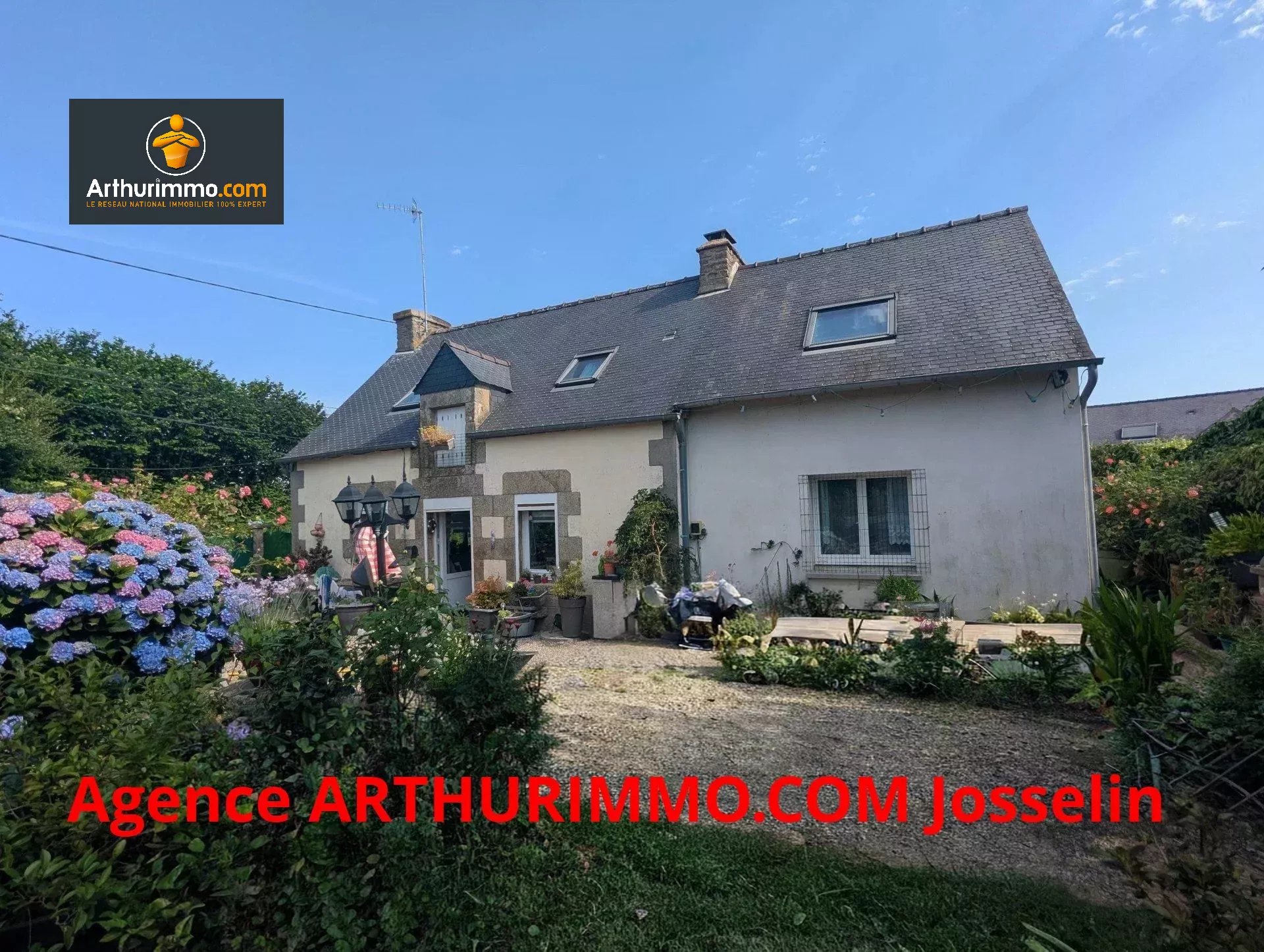 MAISON AVEC VIE DE PLAIN-PIED, 4 CHAMBRES, TERRAIN 1250 M2