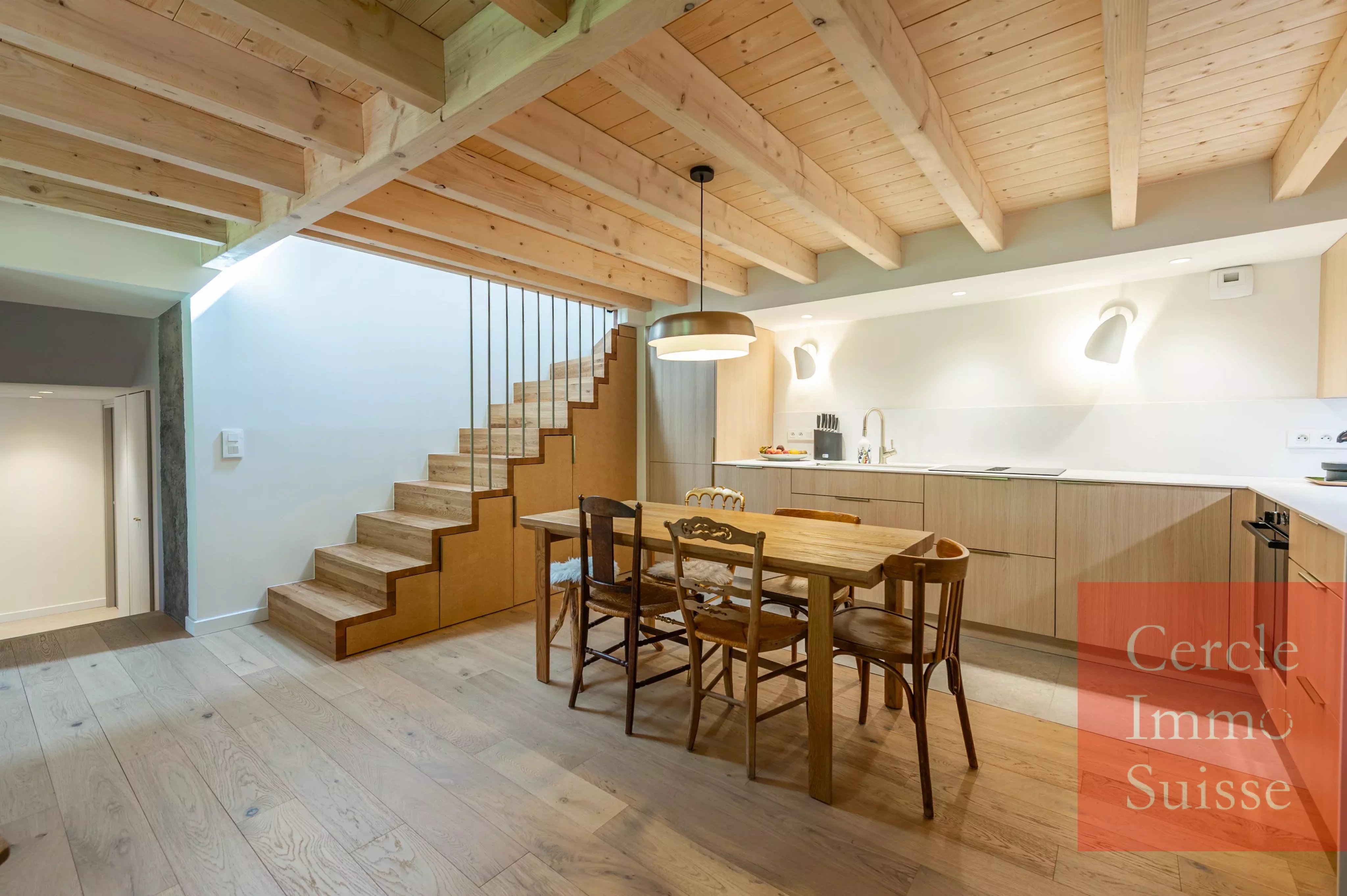 Très belle rénovation pour ce T5 Duplex de Prestige dans le centre historique d'Annecy proche du lac - Photo 5