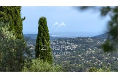 Superb Hilltop Villa with Panoramic Sea Views — photo 2 of 7