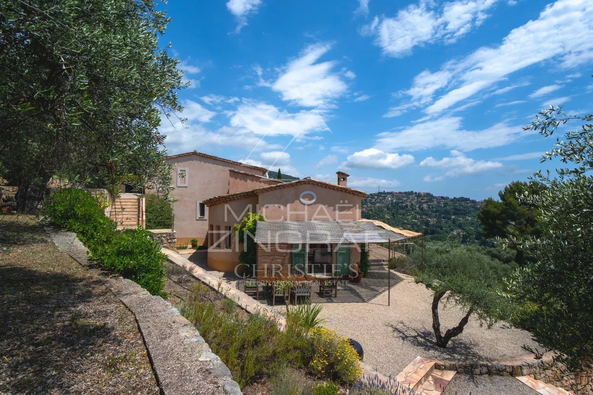 4 Bedroom Villa/Townhouse's Image 23