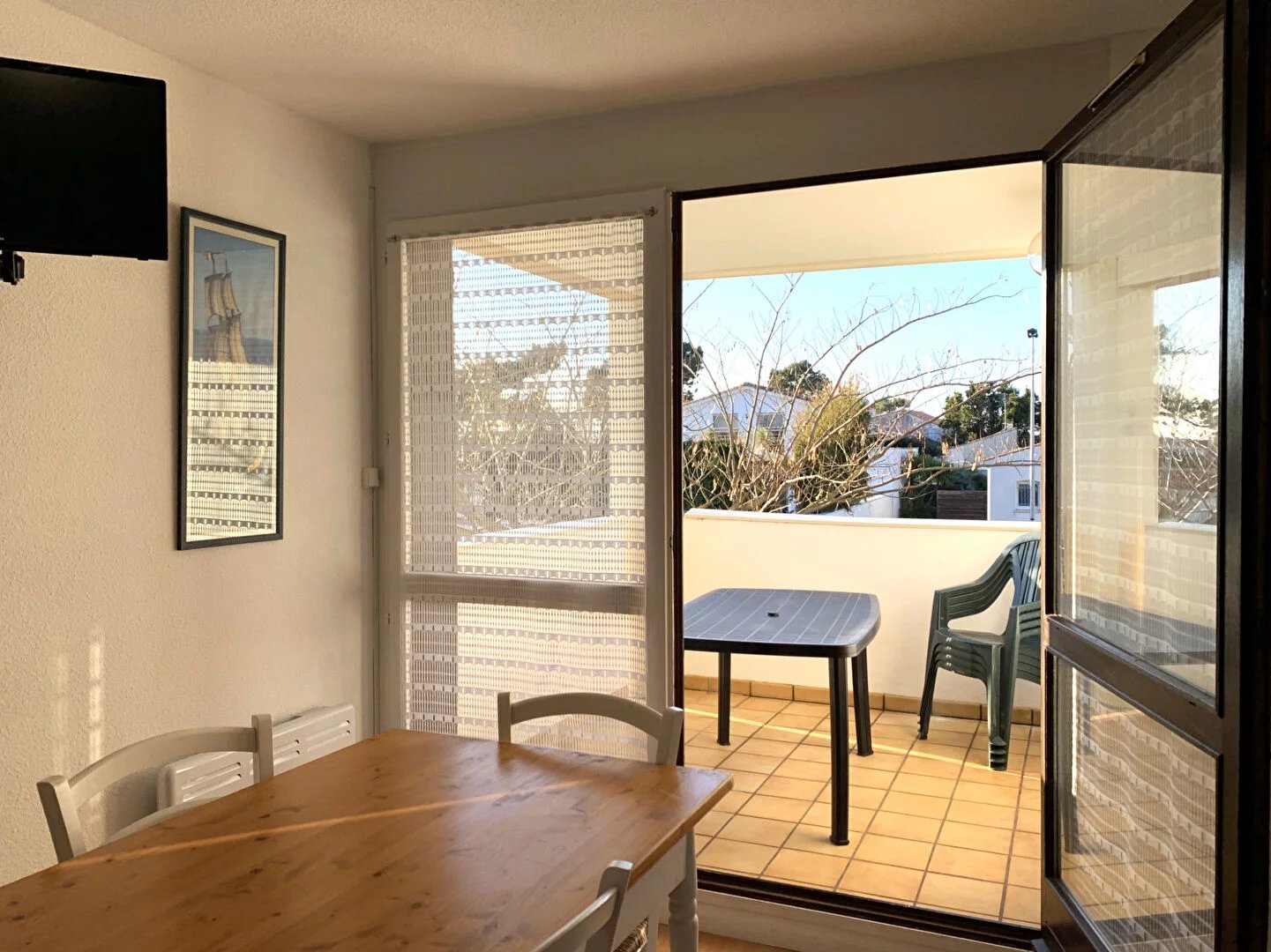 VAUX SUR MER T3 + loggia