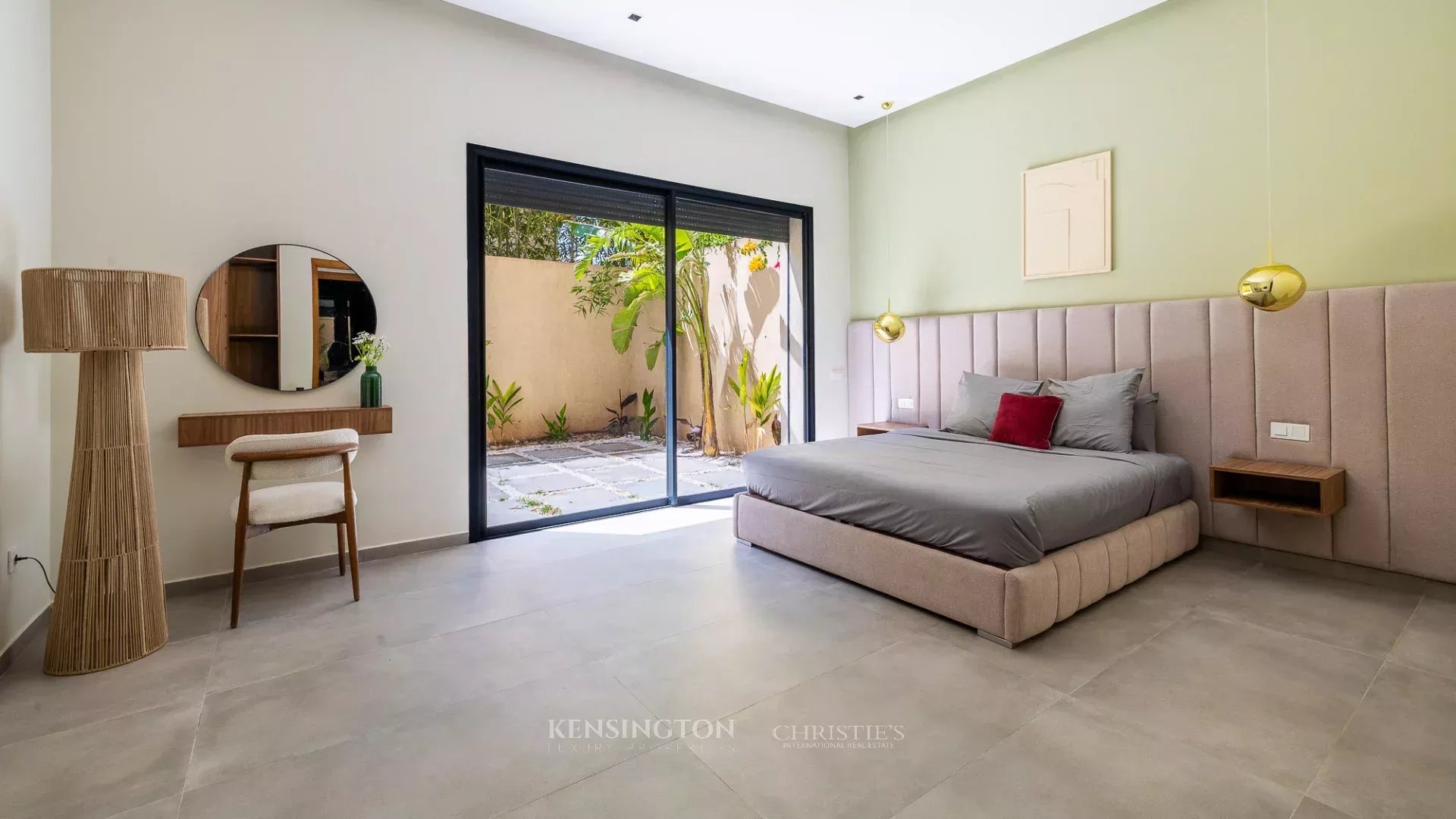 4 Bedroom Villa/Townhouse's Image 18