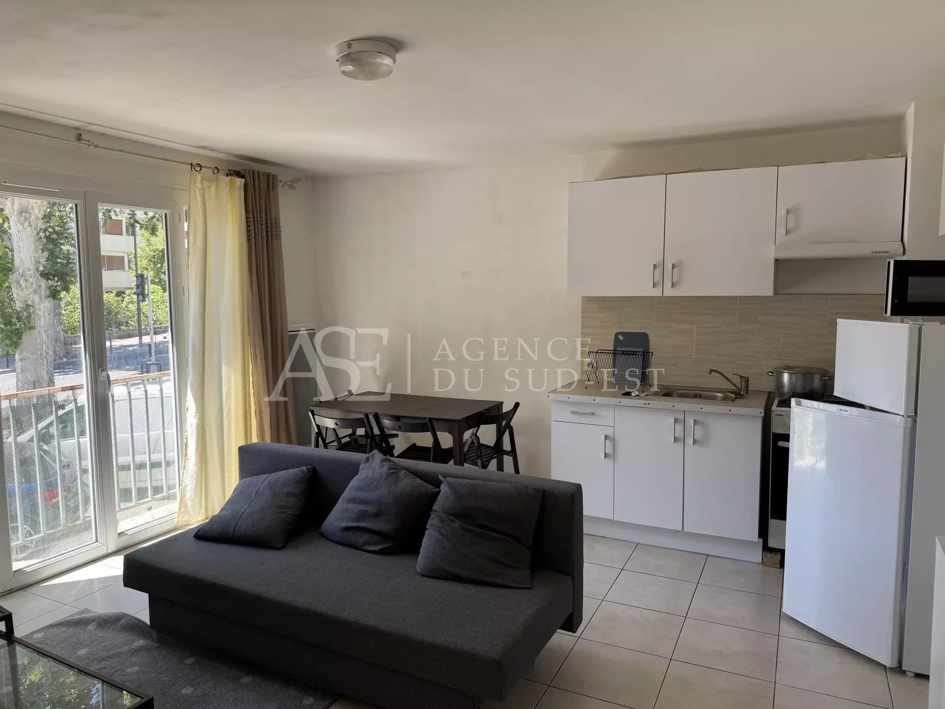 Rental Apartment Aix-en-Provence Sud