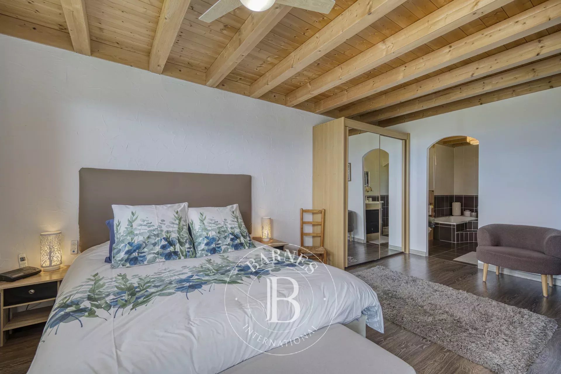 Ev Cranves-Sales - picture 12