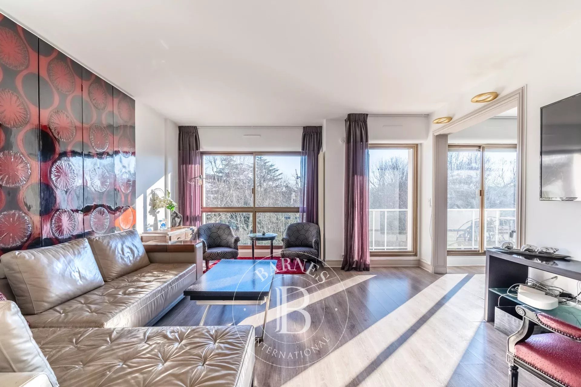 Neuilly - Château - 3-bed apartment - Wide balconies - Unobstructed views