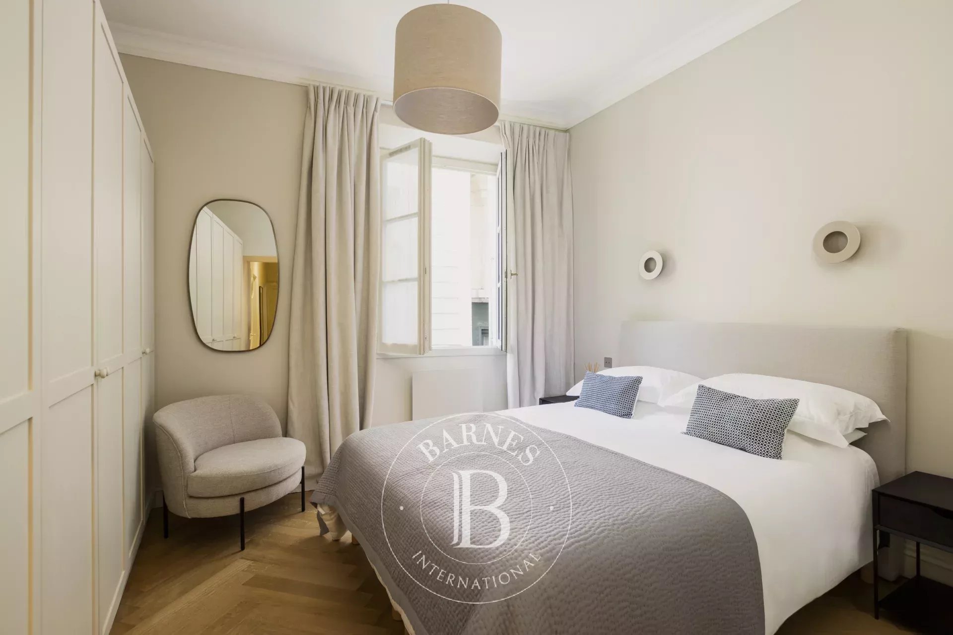 Daire Paris 6ème - picture 4