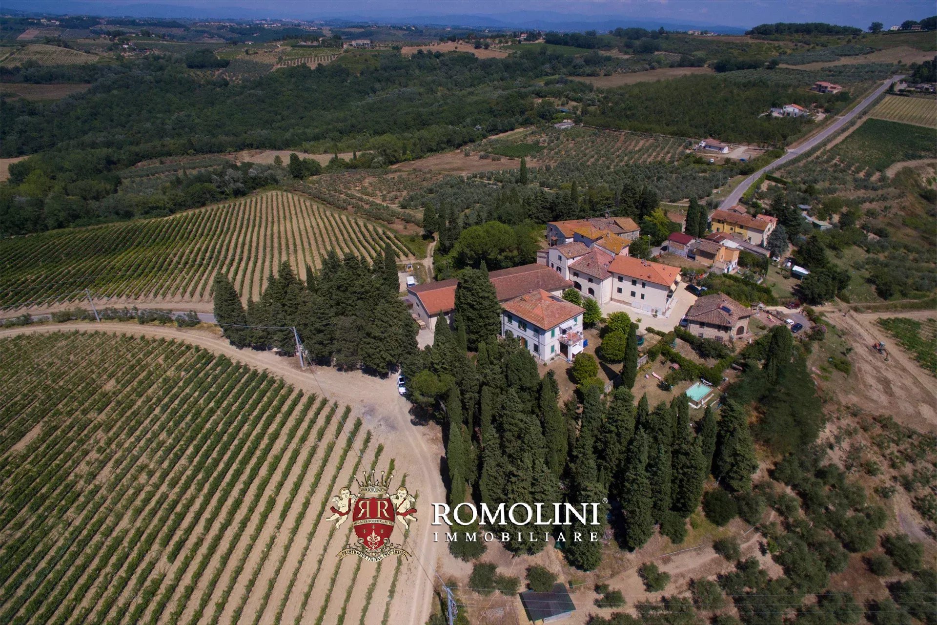 5 Bedroom Vineyard's Image 7