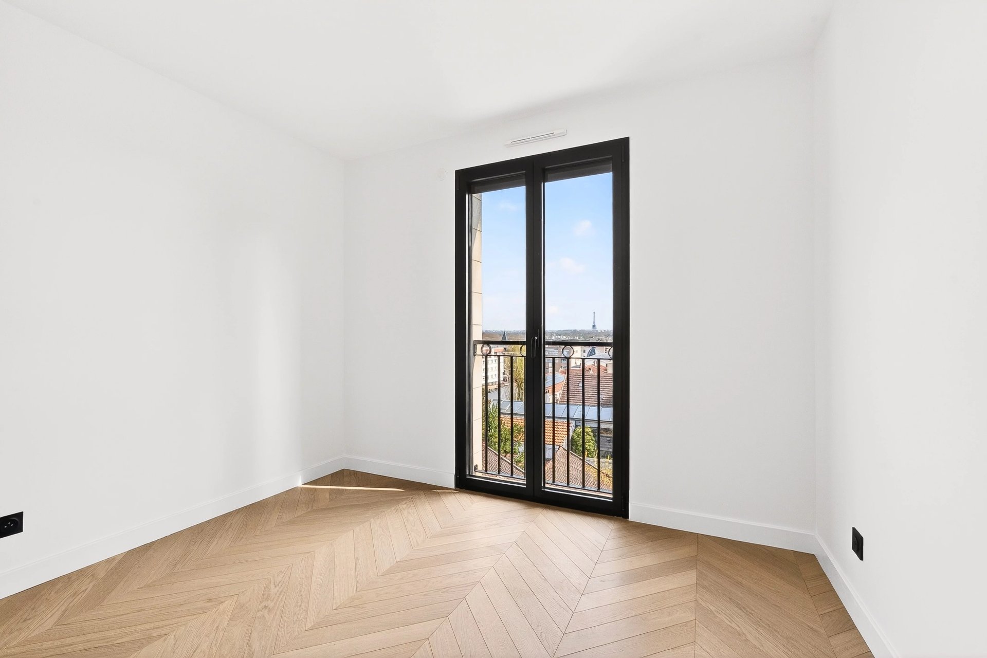 5 Bedroom Villa/Townhouse's Image 8