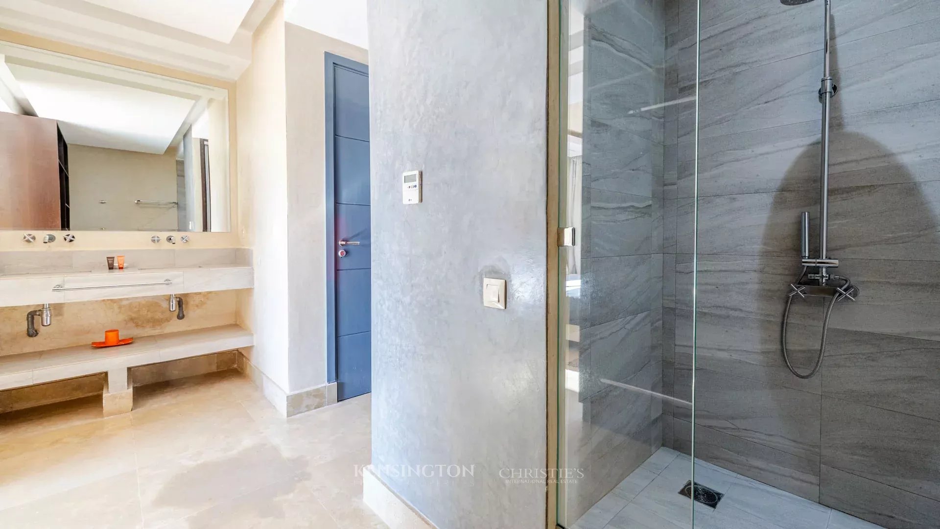 11 Bedroom Villa/Townhouse's Image 10