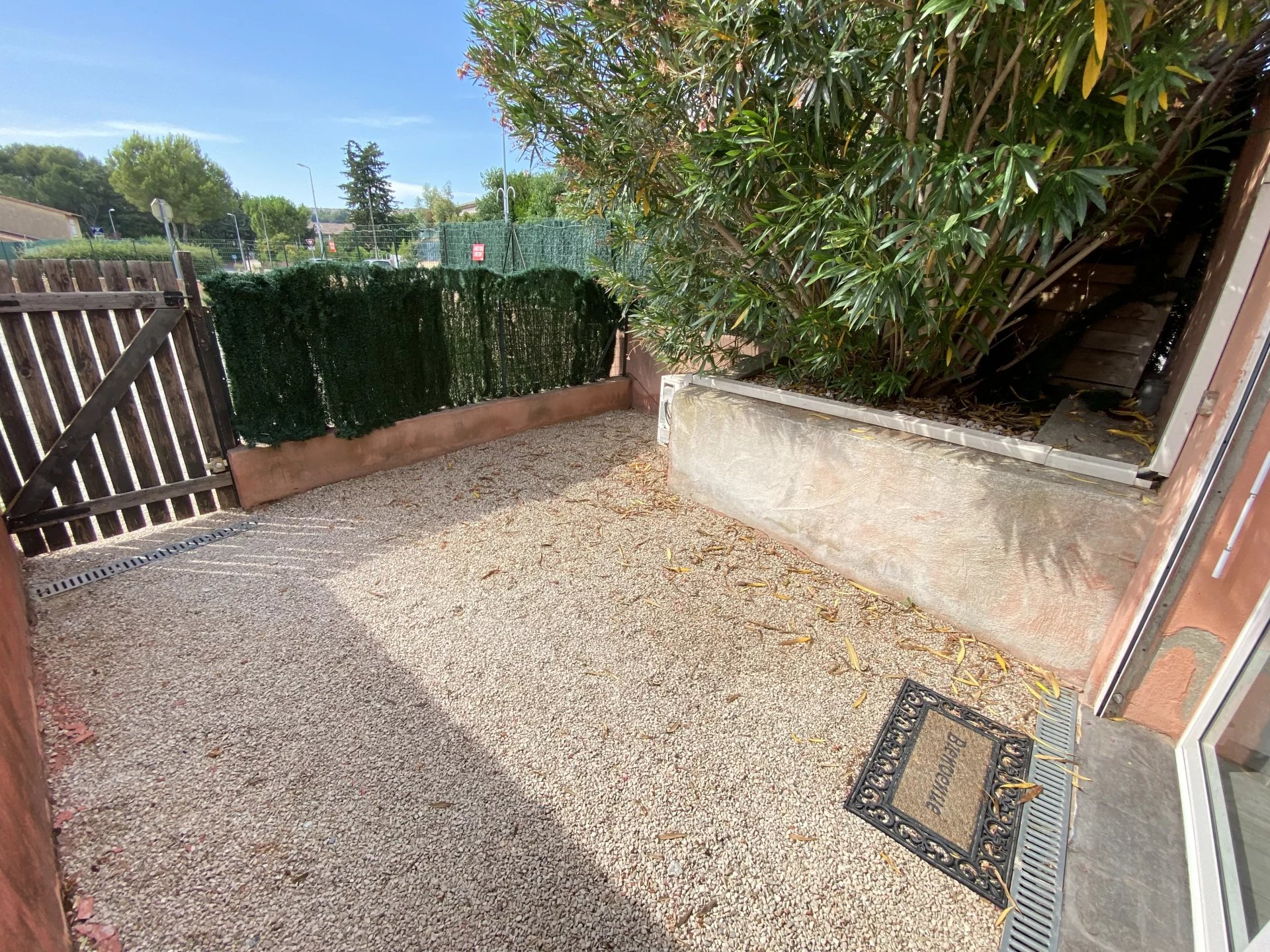 T2 avec jardinet 38 m2 Plan de Meyreuil